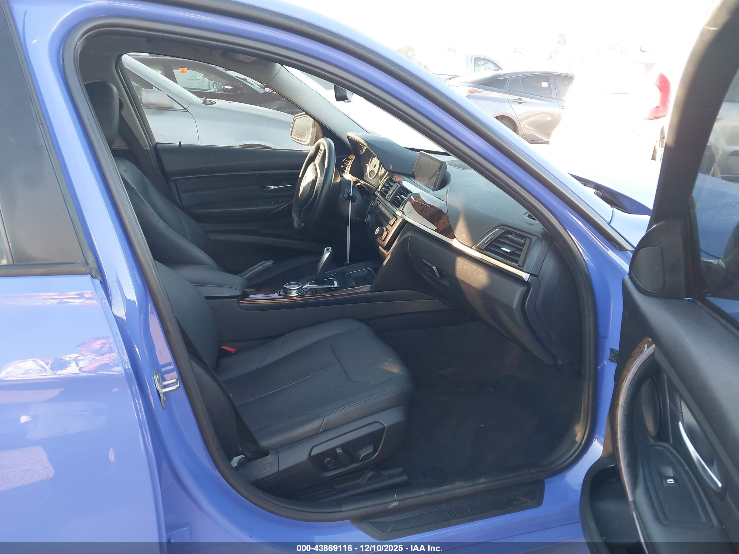 BMW 328I image 5