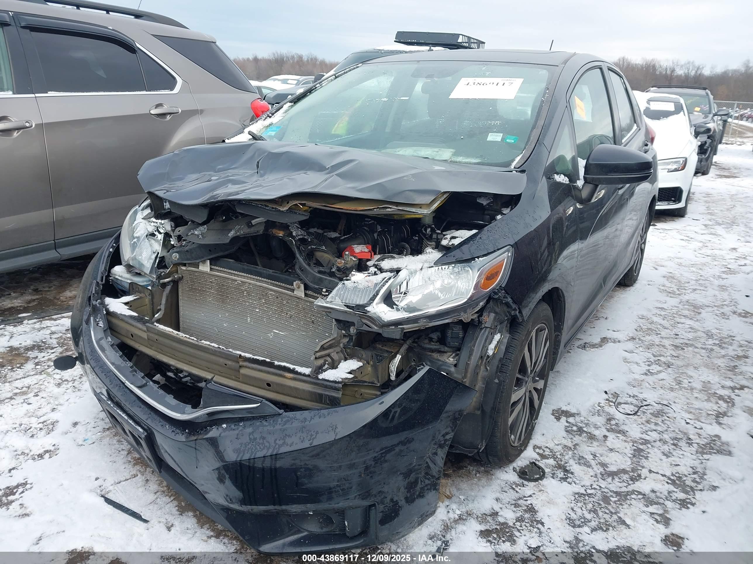 HONDA FIT image 6