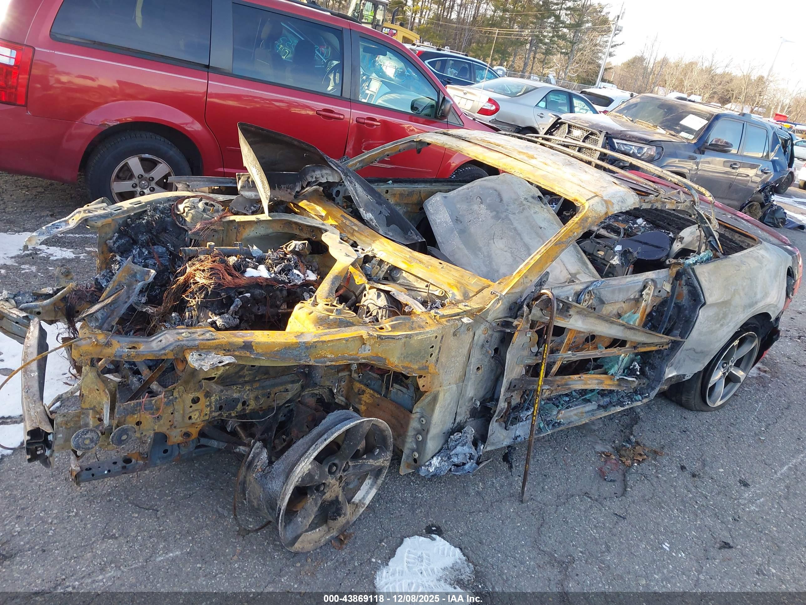 FORD MUSTANG image 6