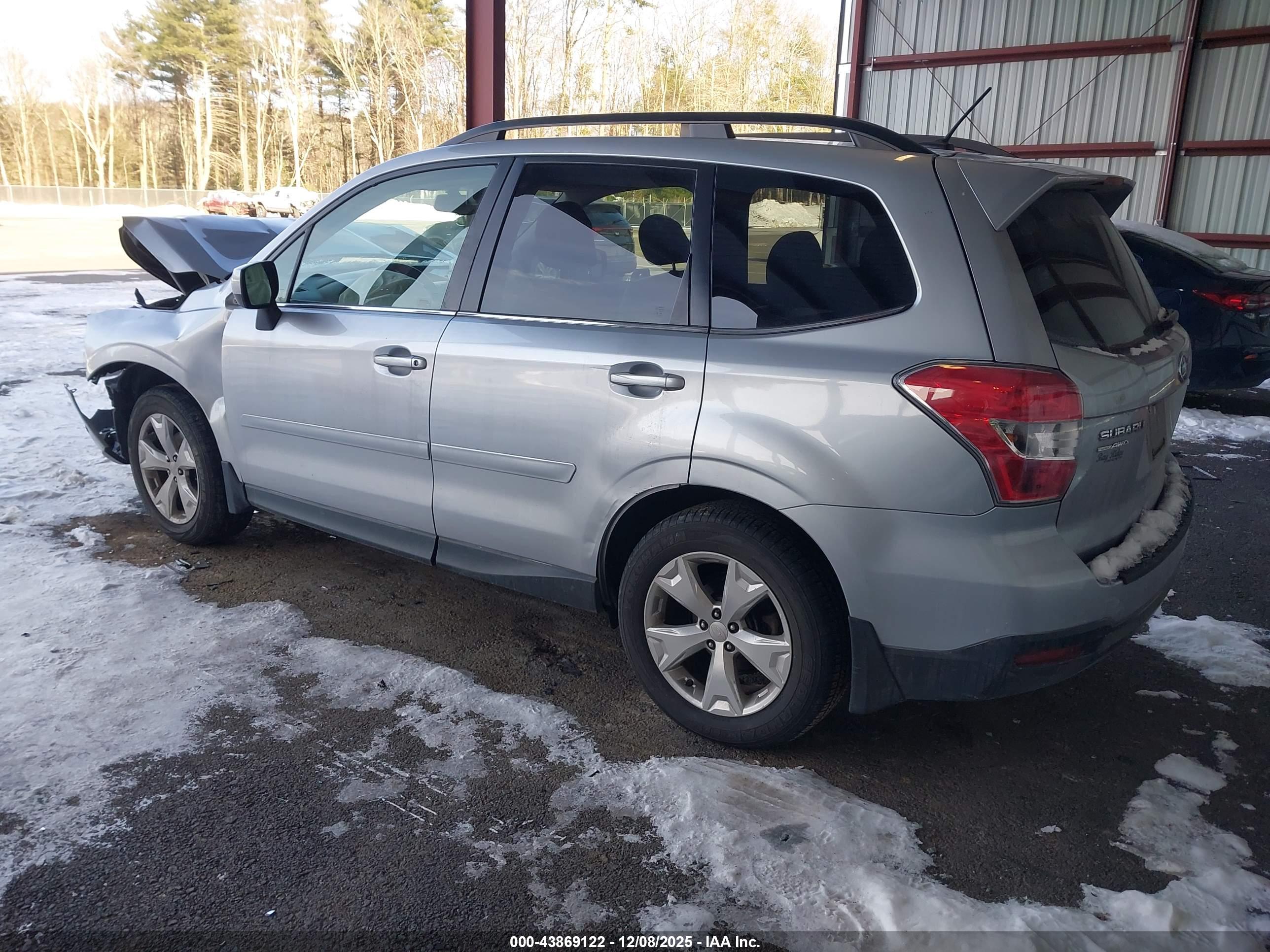 SUBARU FORESTER image 3