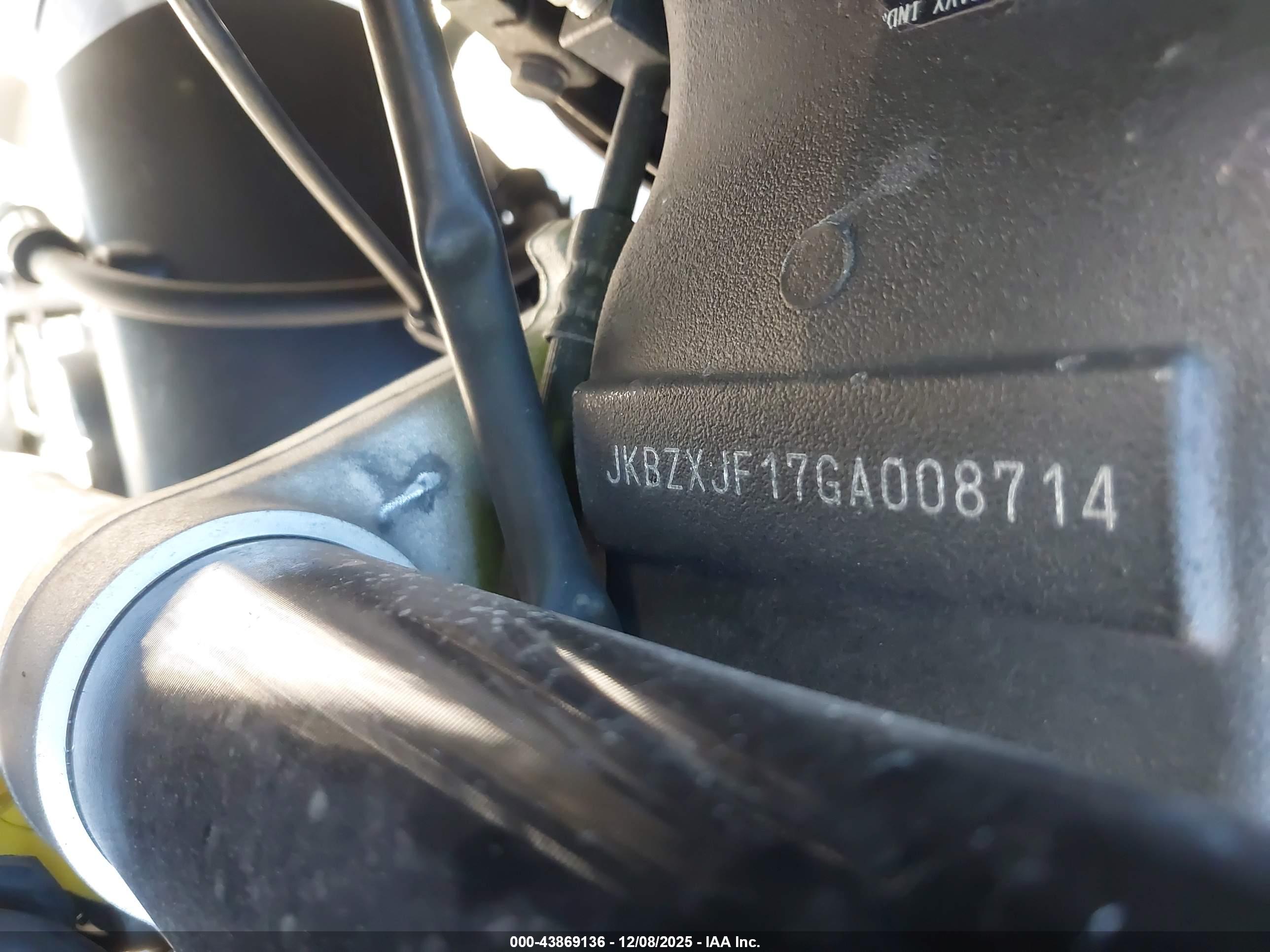 KAWASAKI ZX636 image 10