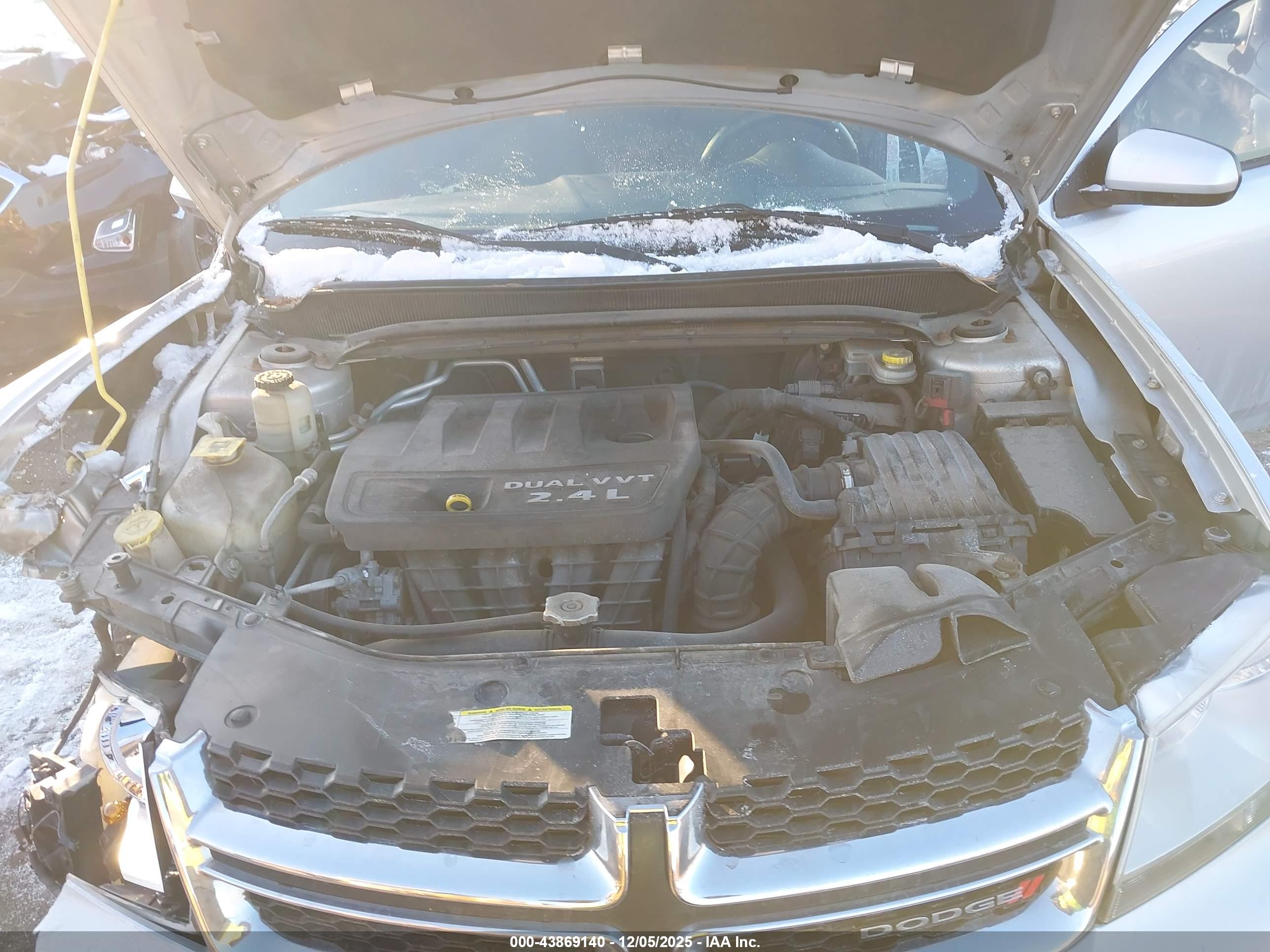 DODGE AVENGER image 10