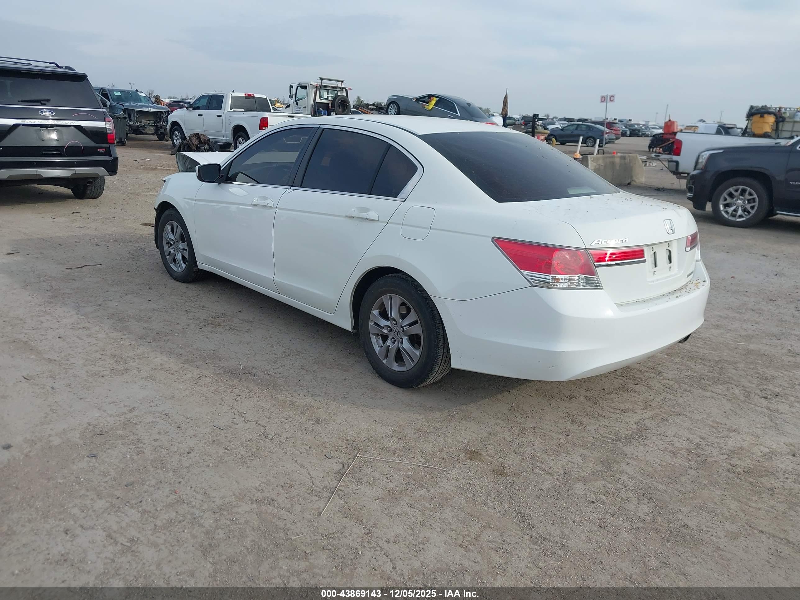 HONDA ACCORD image 3