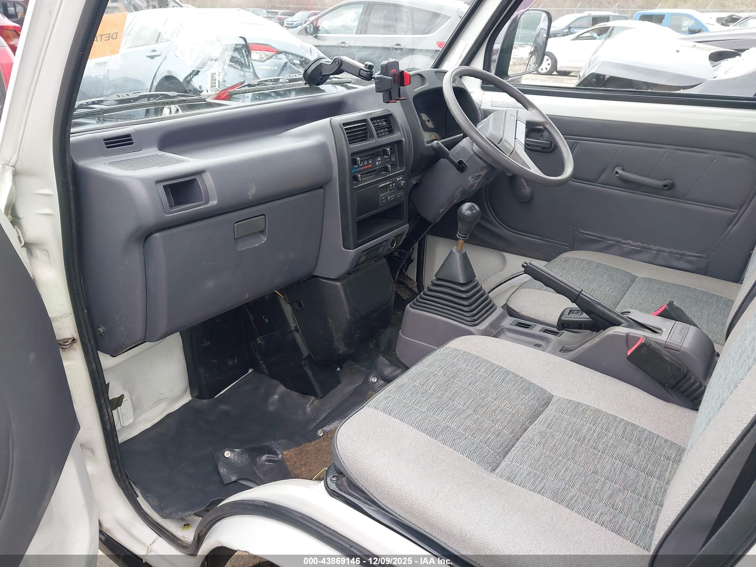 MITSUBISHI OTHER image 8