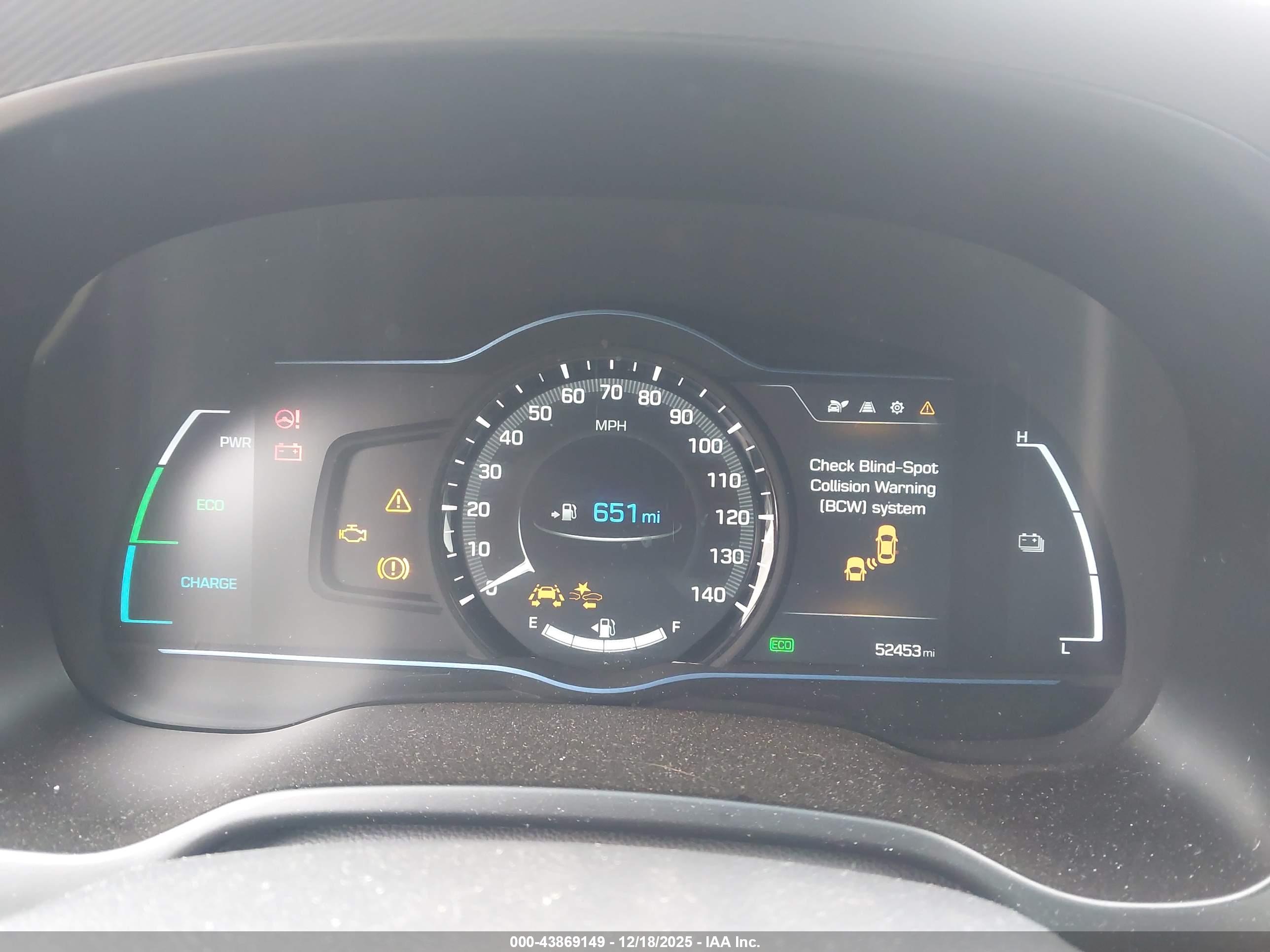 HYUNDAI IONIQ image 7