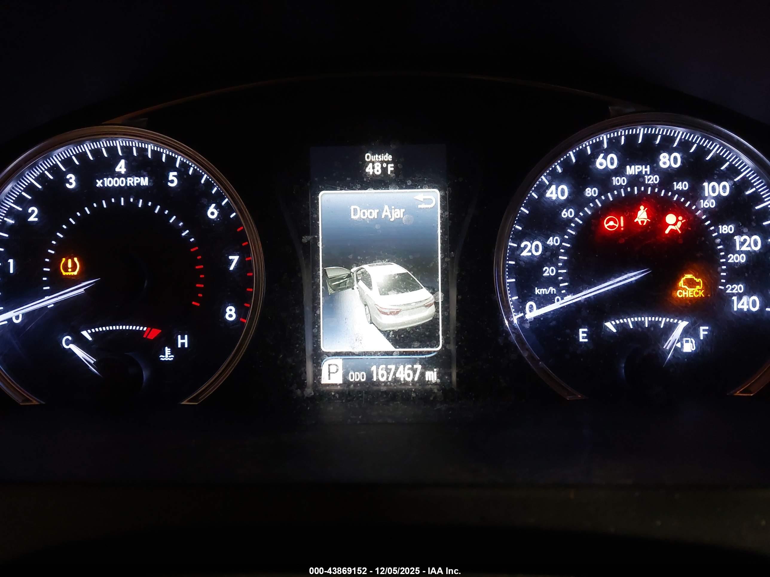 TOYOTA CAMRY image 7