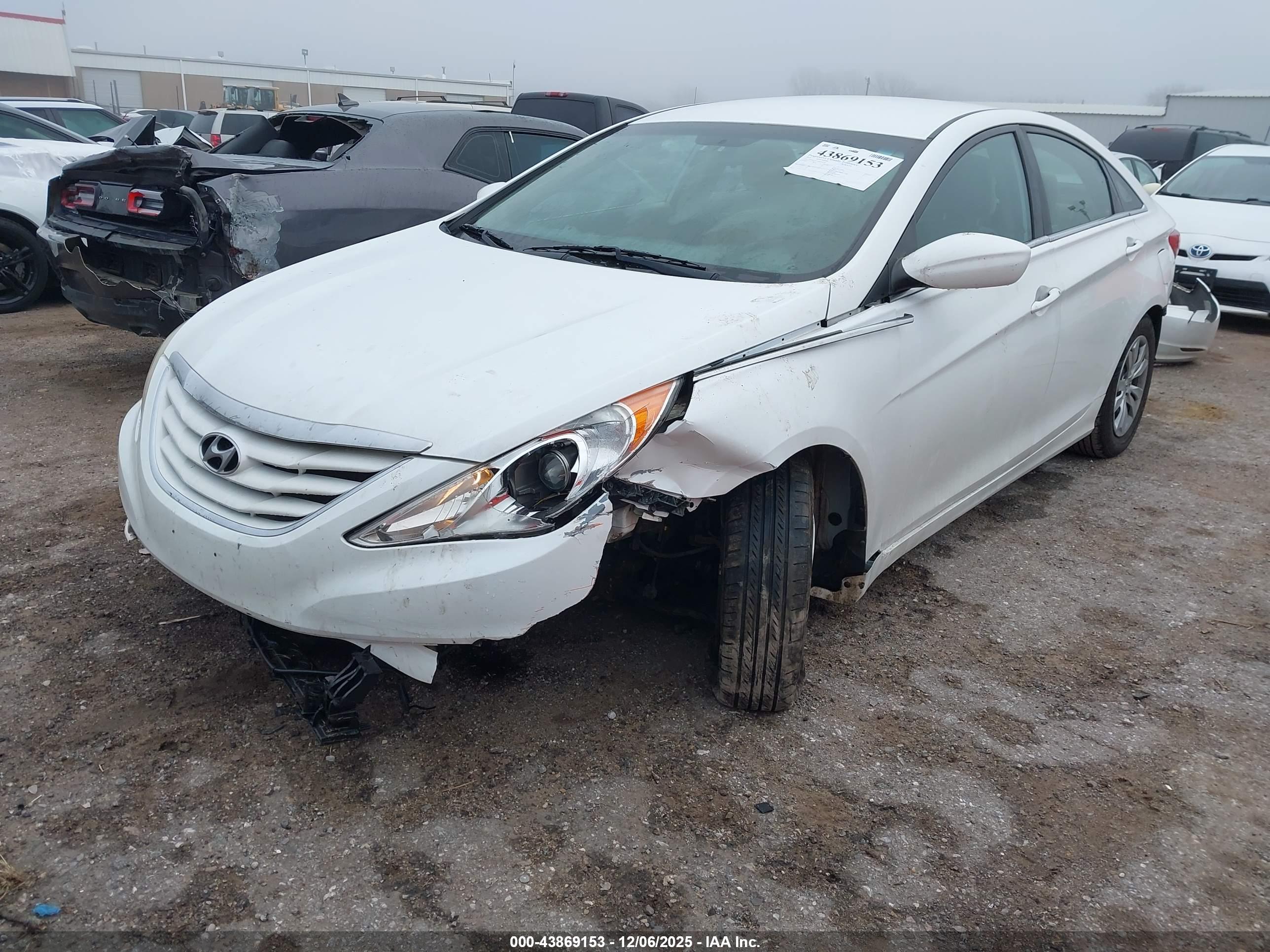 HYUNDAI SONATA image 2