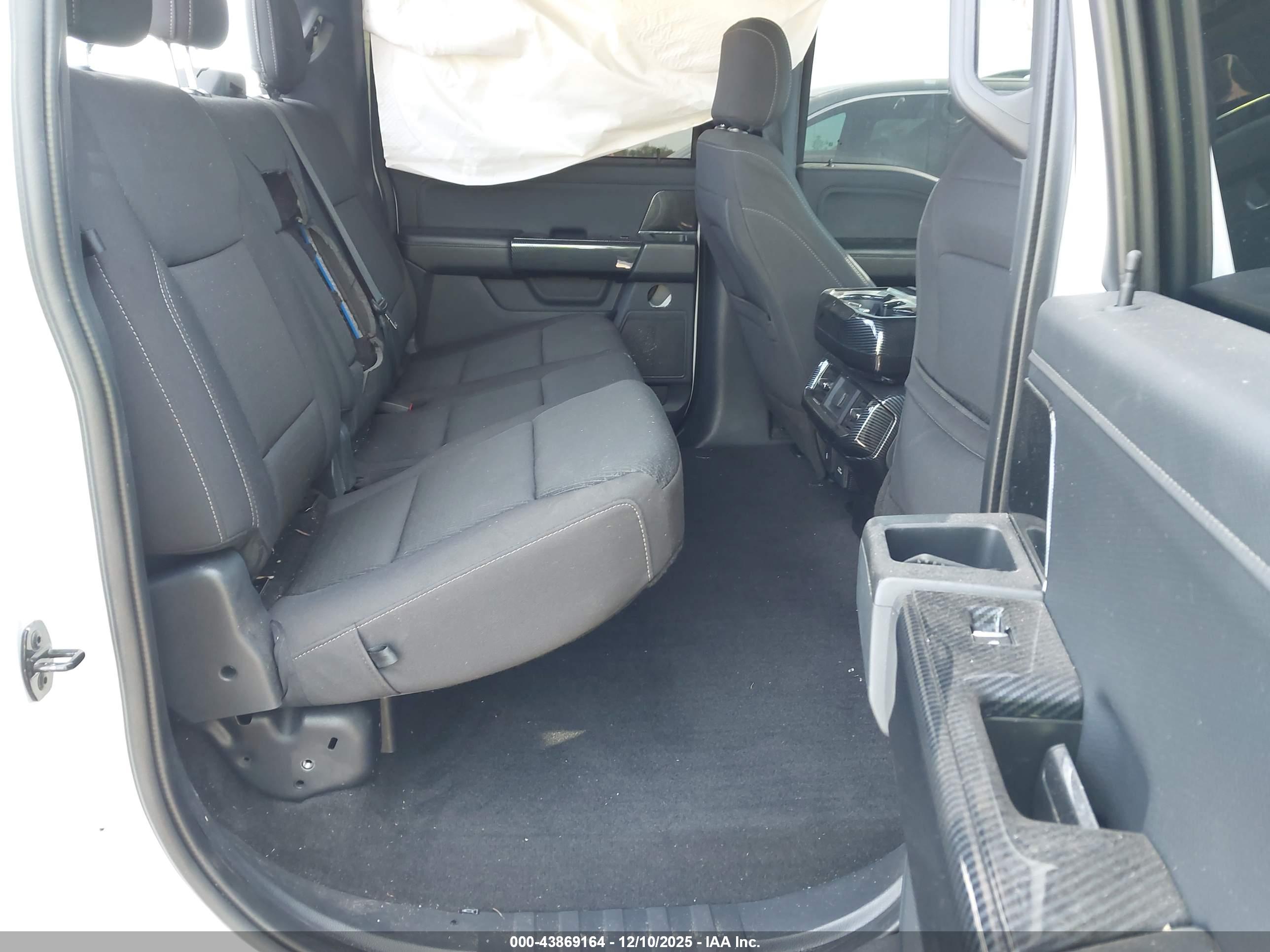 FORD F-150 image 8