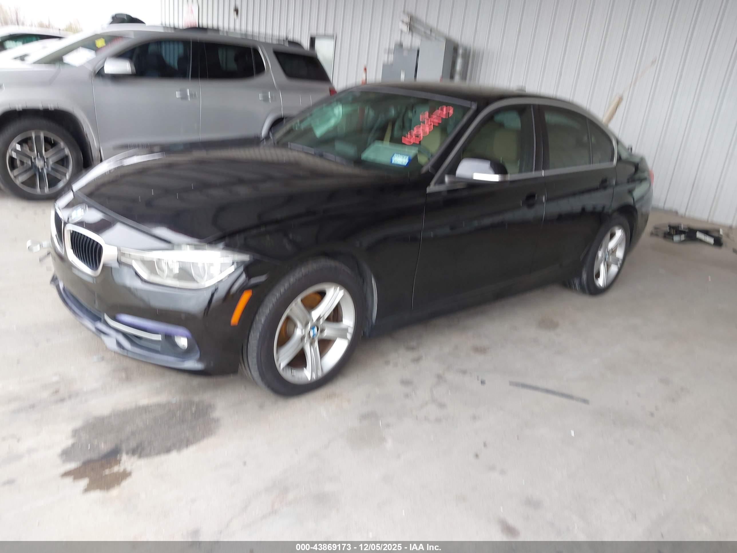 BMW 330I image 2