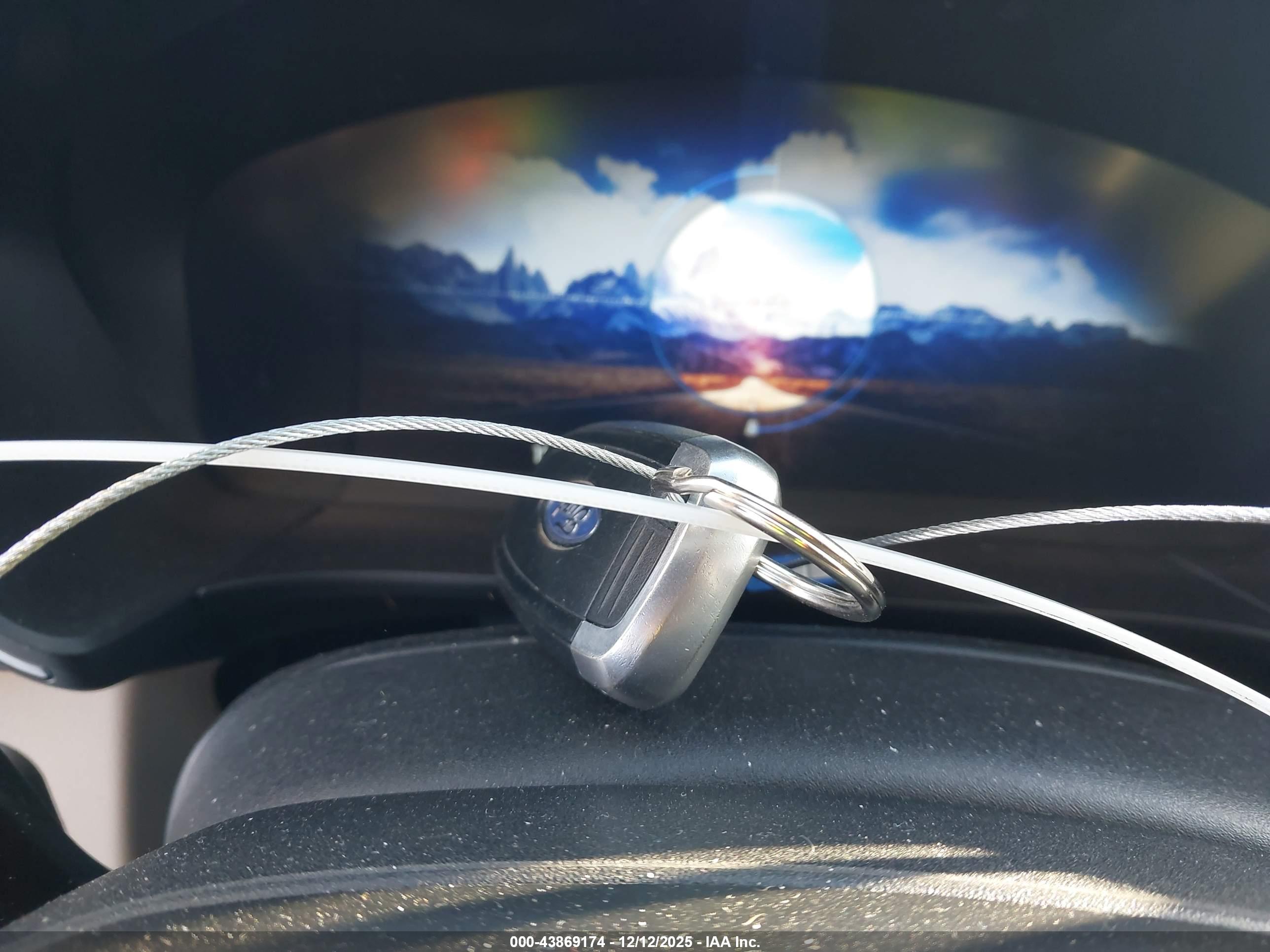 FORD ESCAPE image 11