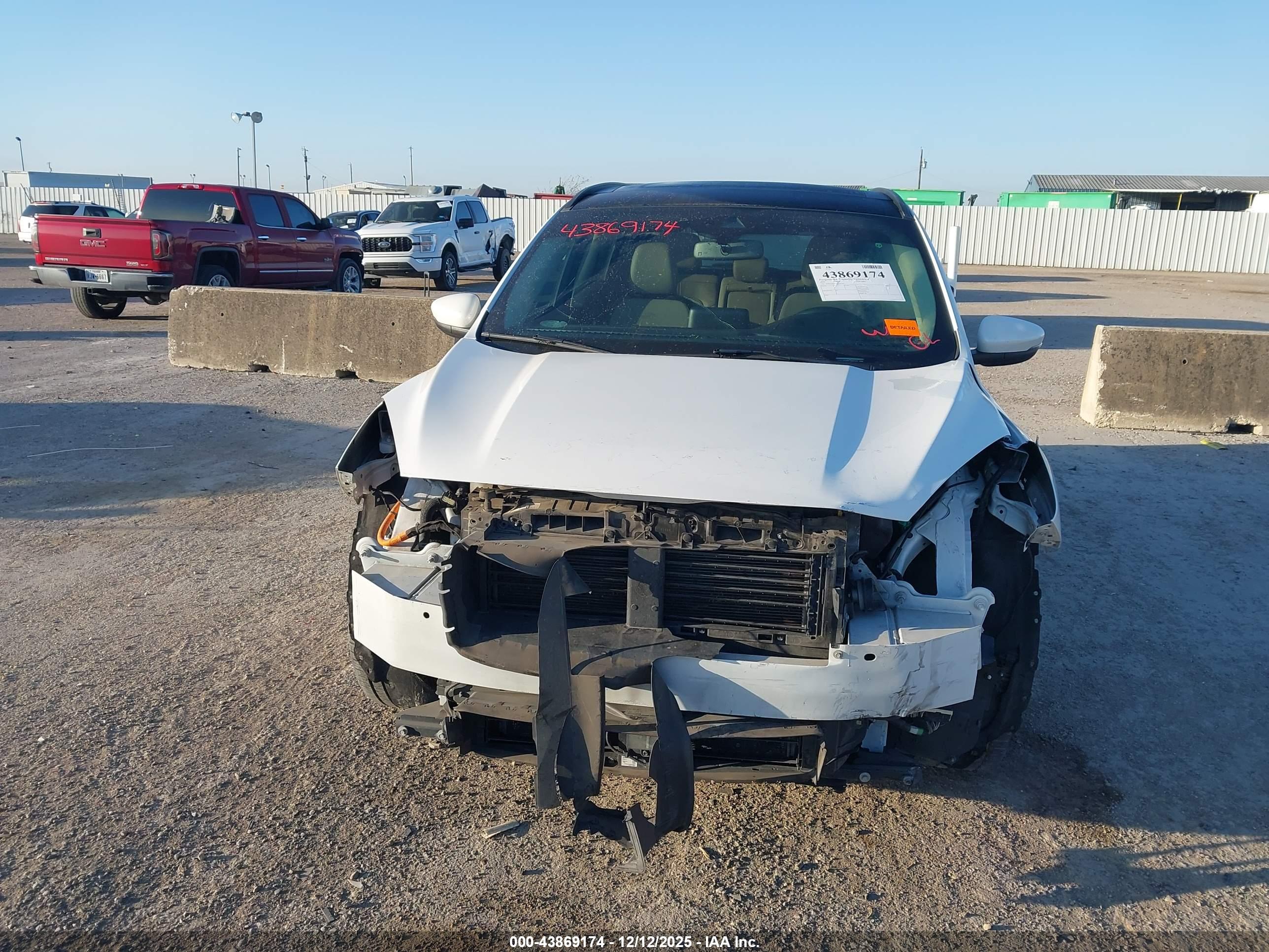 FORD ESCAPE image 6