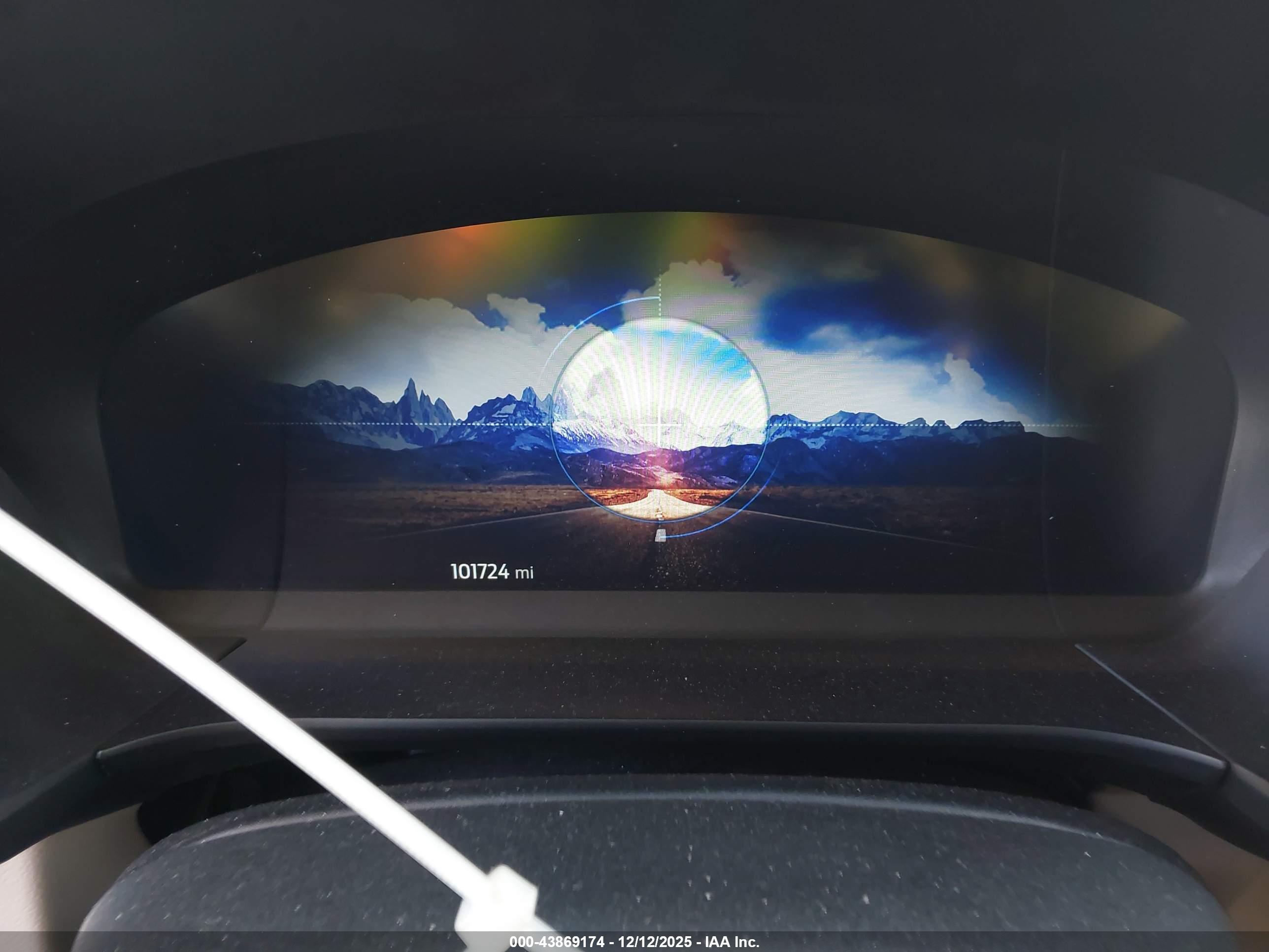 FORD ESCAPE image 7