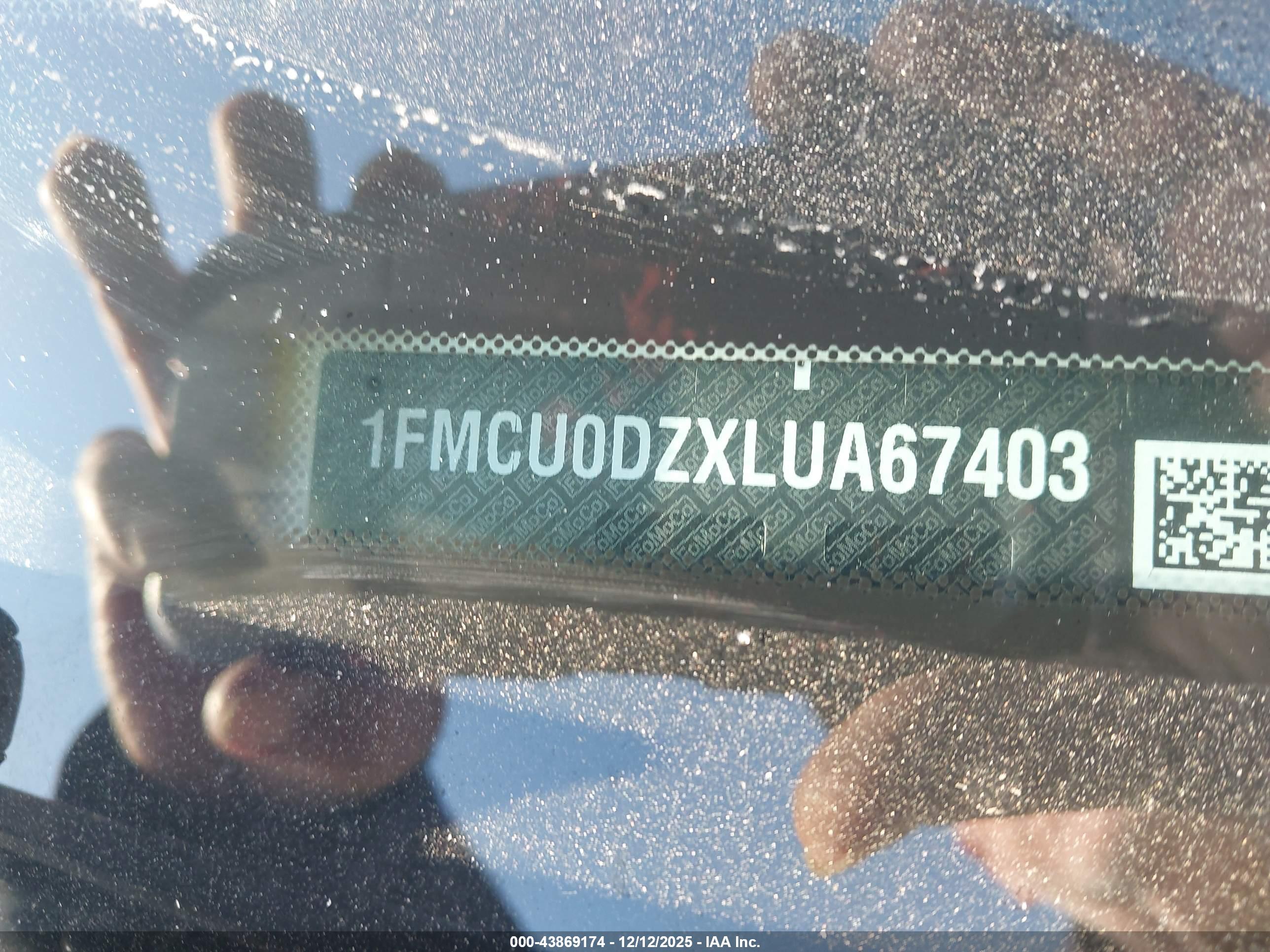 FORD ESCAPE image 9