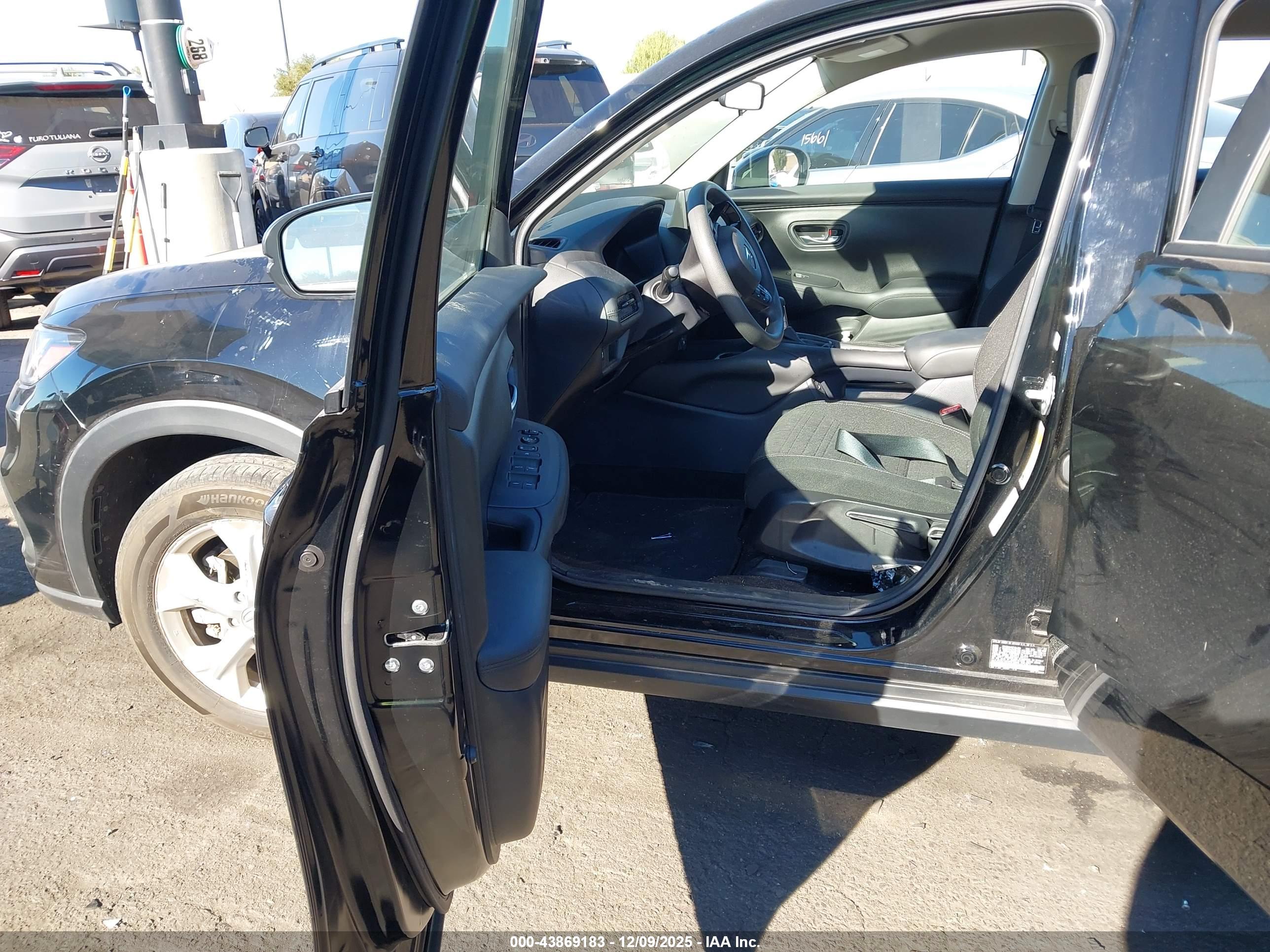 HONDA HR-V image 5