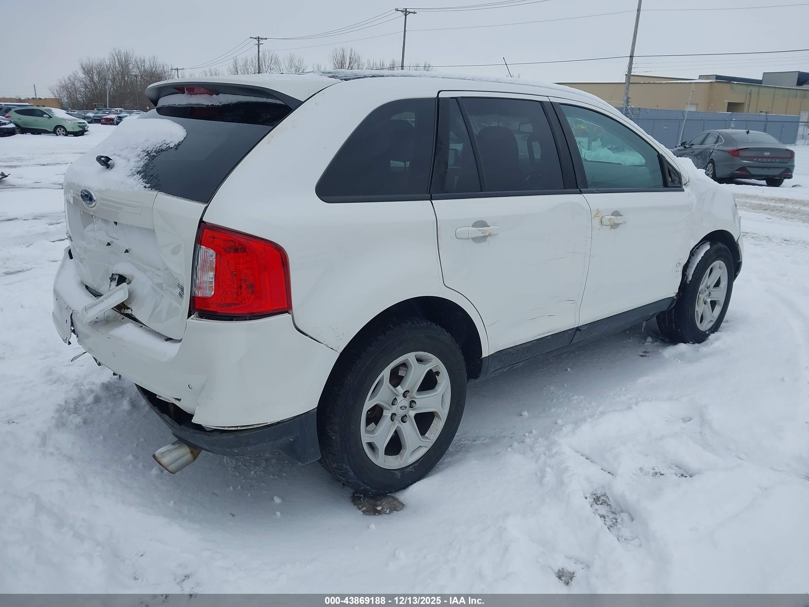 FORD EDGE image 4