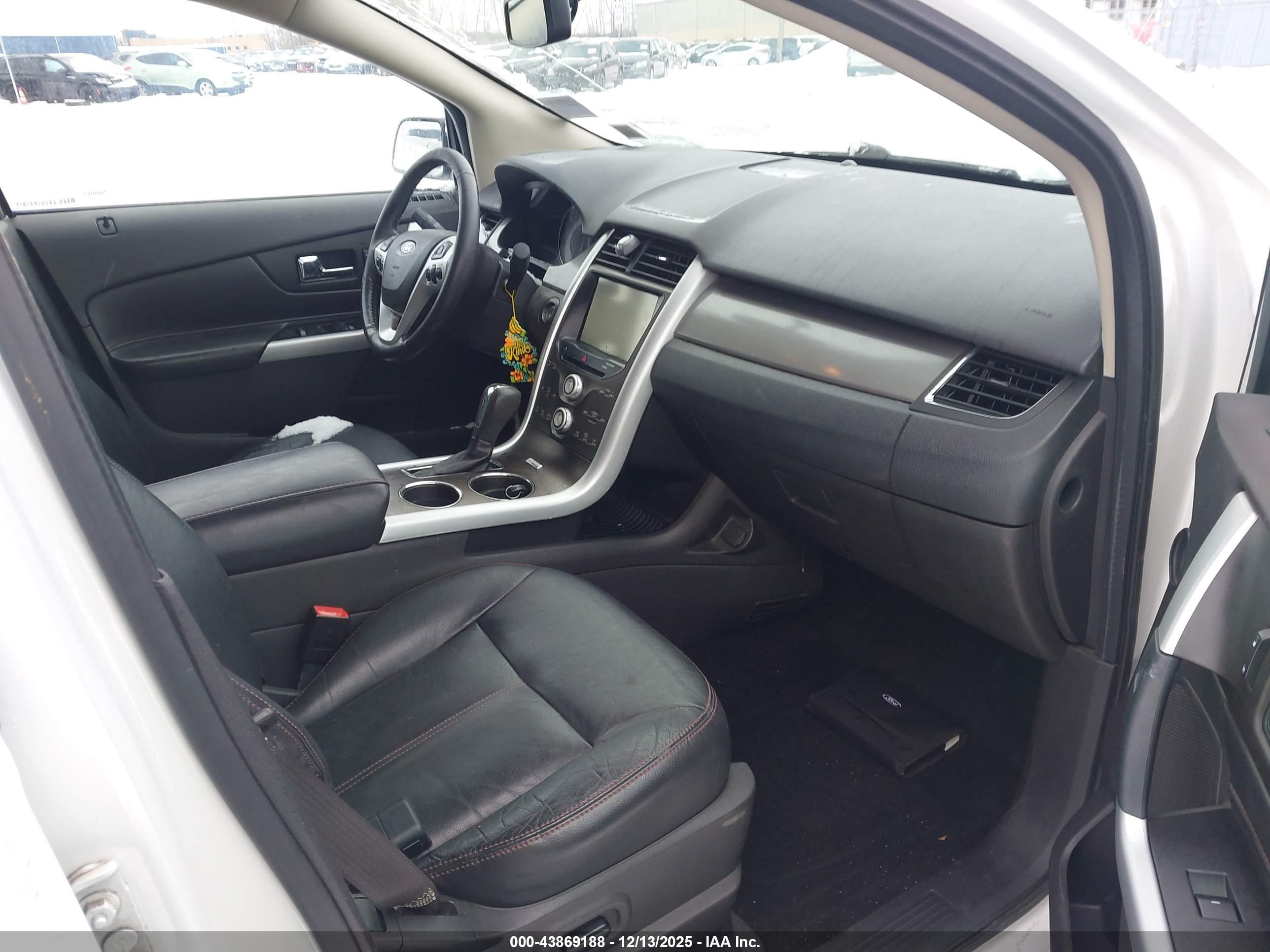 FORD EDGE image 5