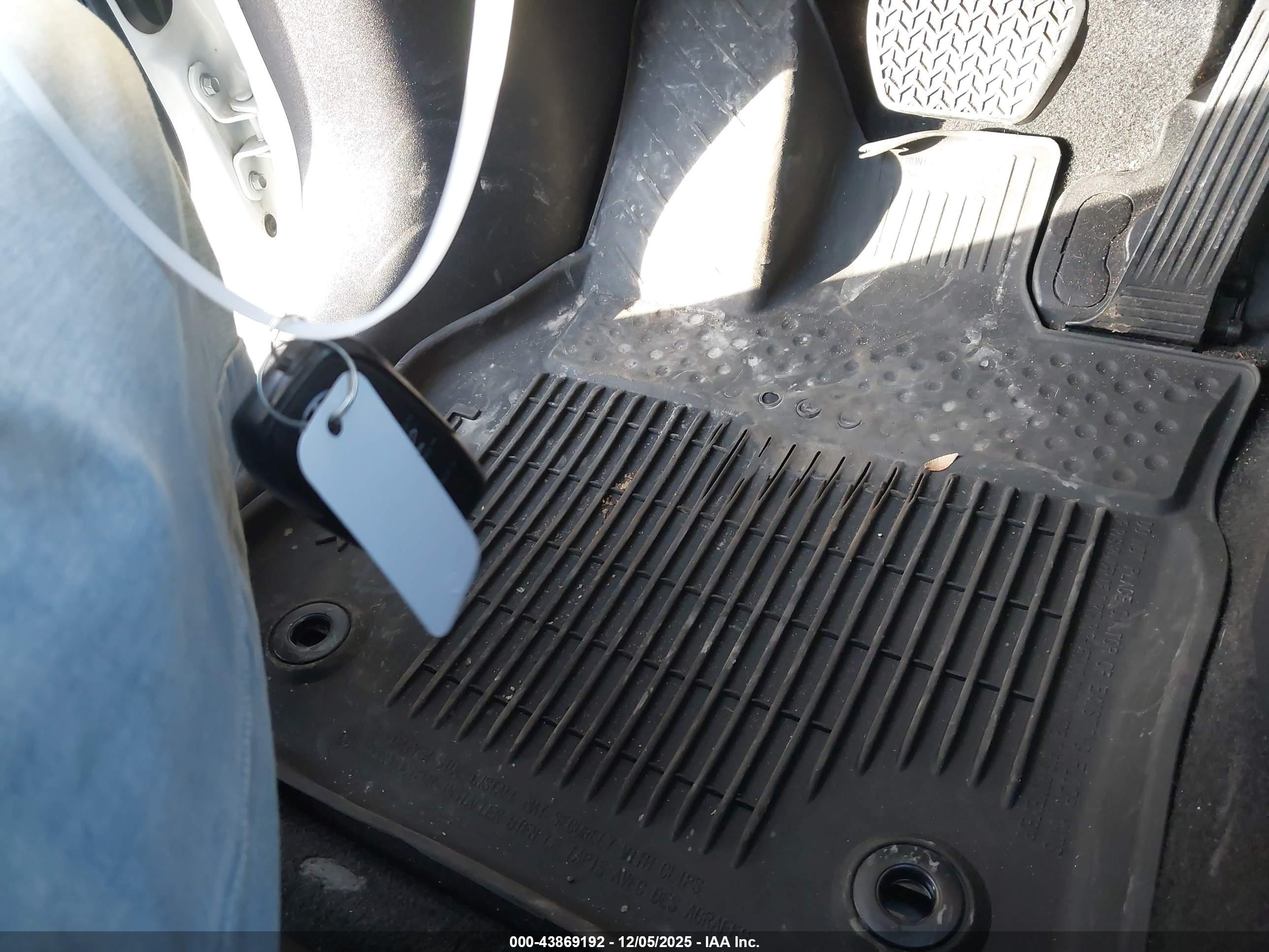 TOYOTA BZ4X image 11