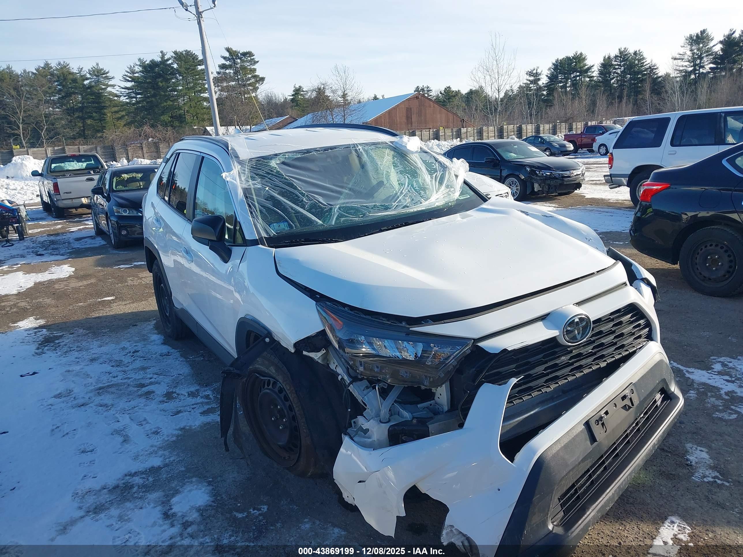TOYOTA RAV4 image 6