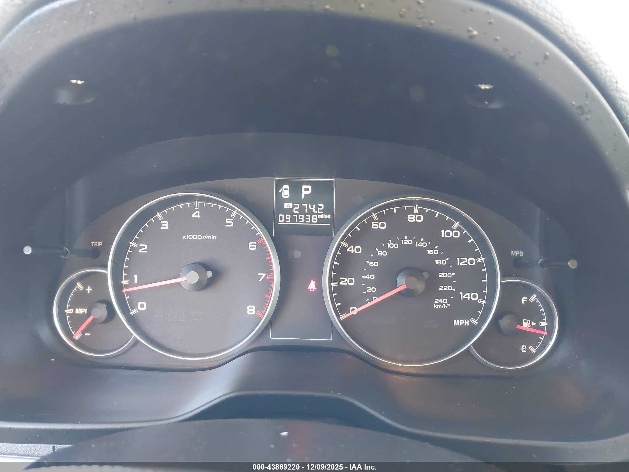 SUBARU OUTBACK image 7
