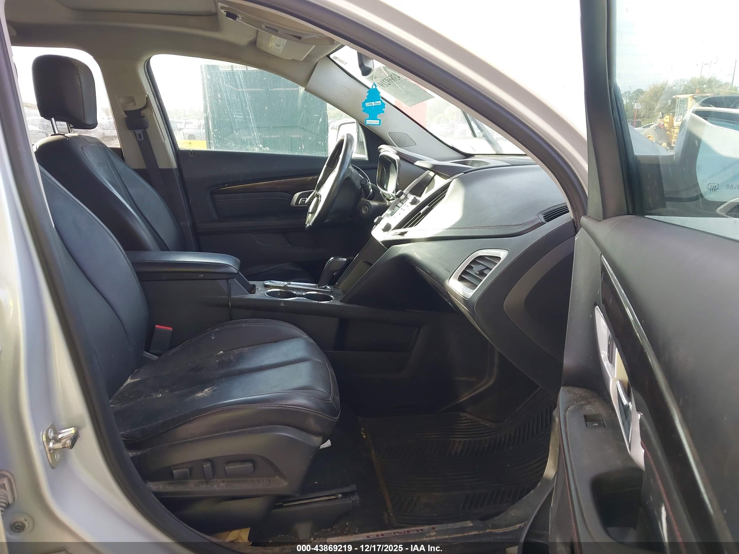 GMC TERRAIN image 5