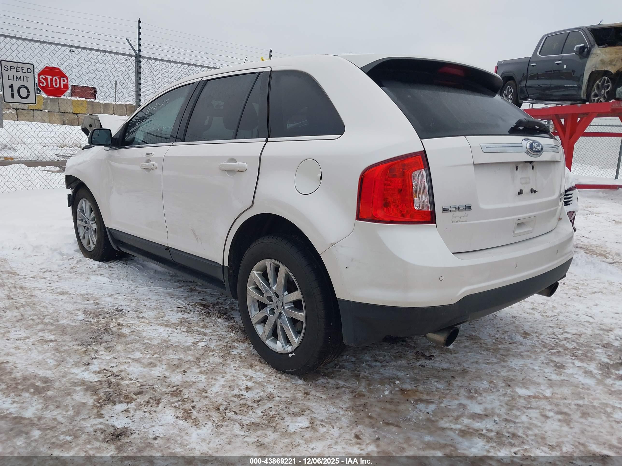 FORD EDGE image 3