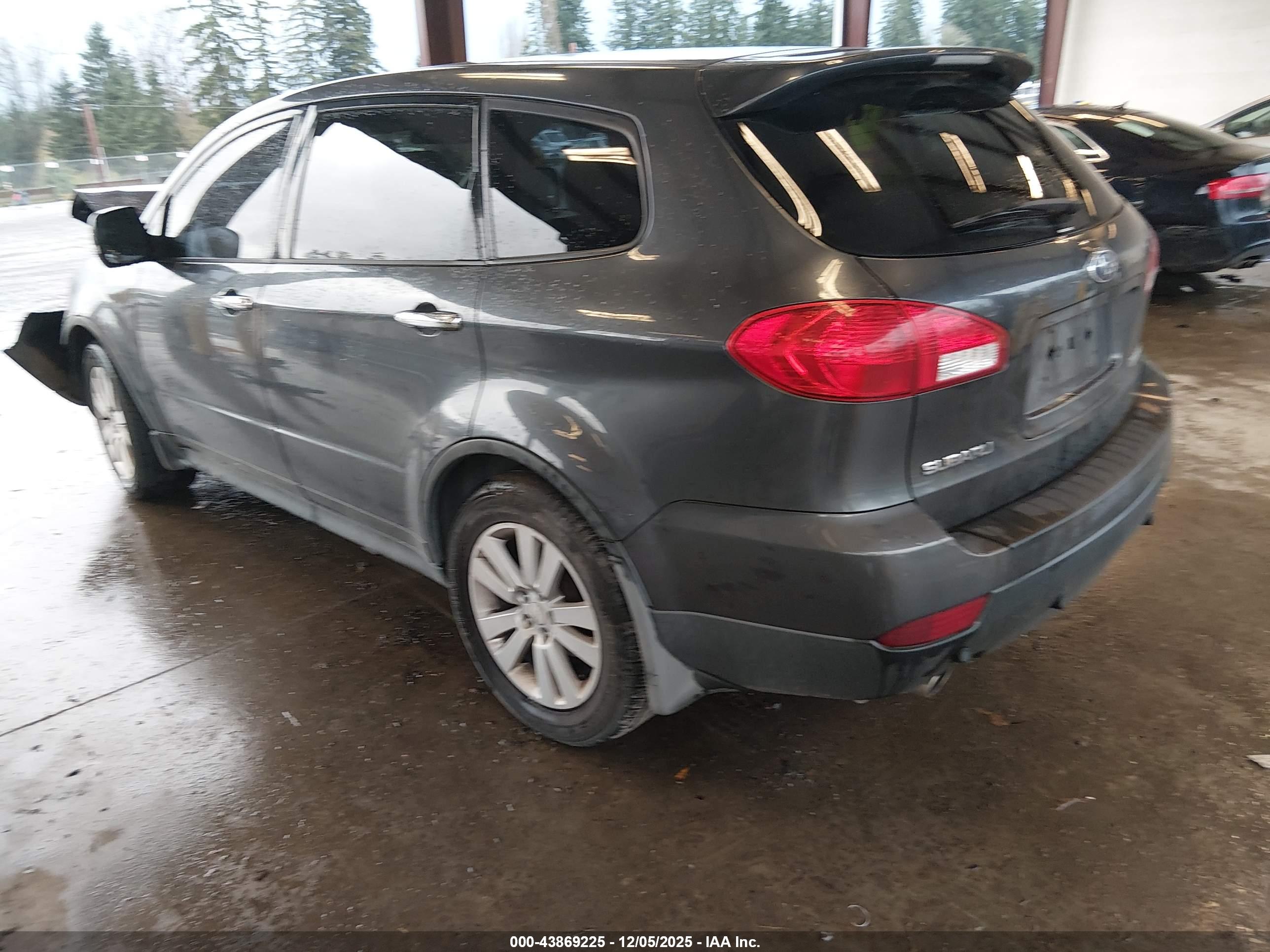 SUBARU TRIBECA image 3