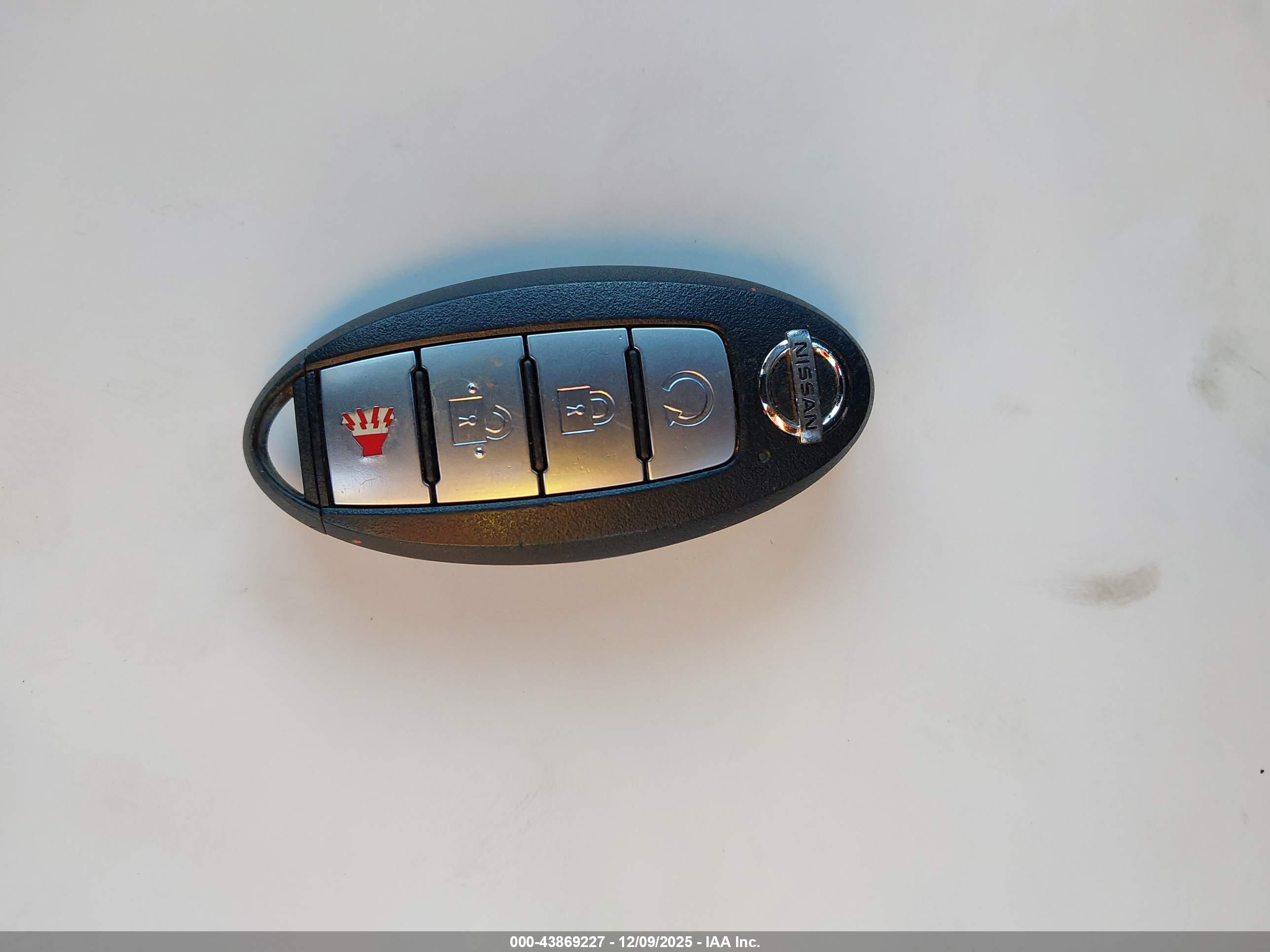 NISSAN KICKS image 11
