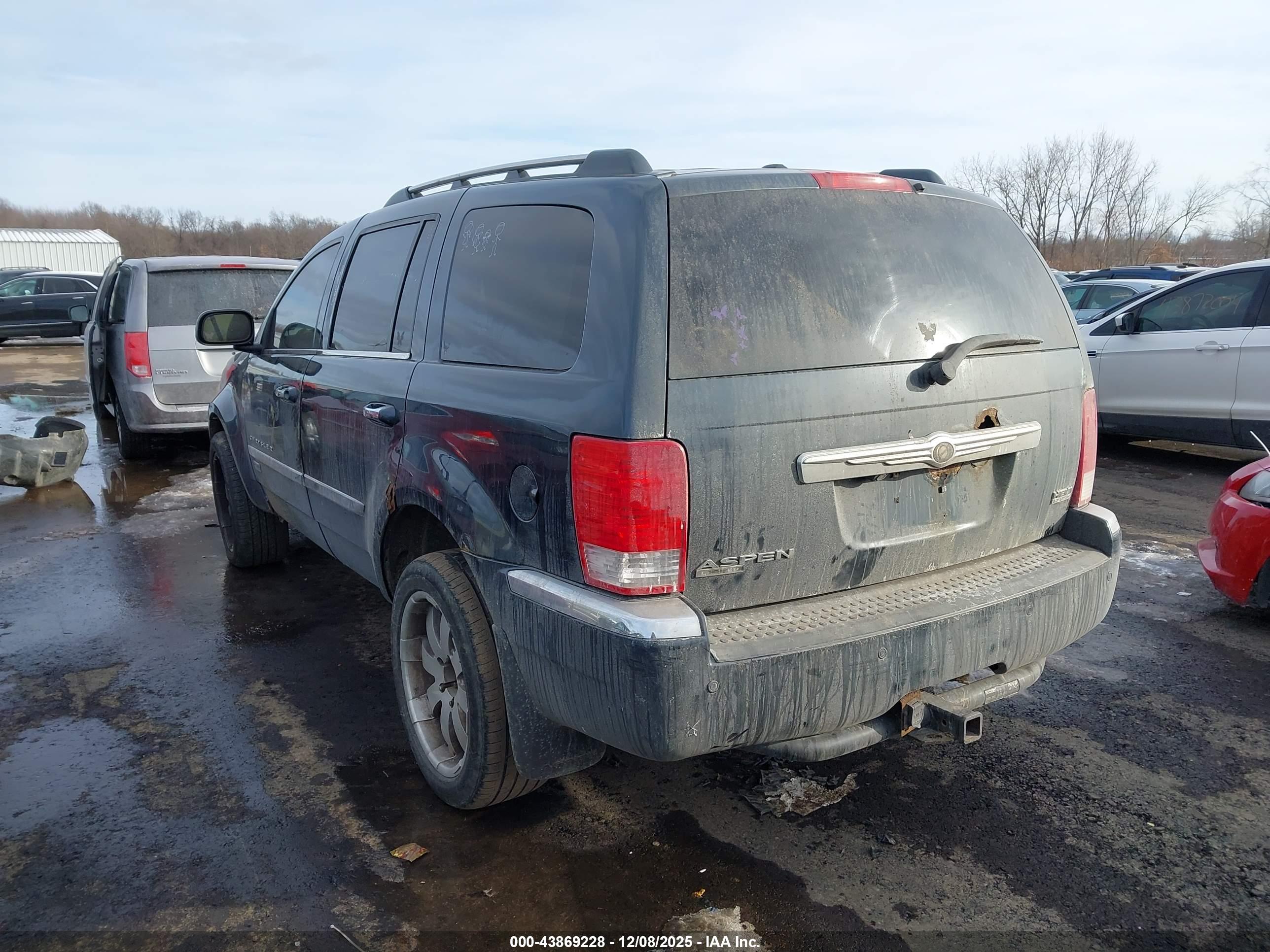 CHRYSLER ASPEN image 3