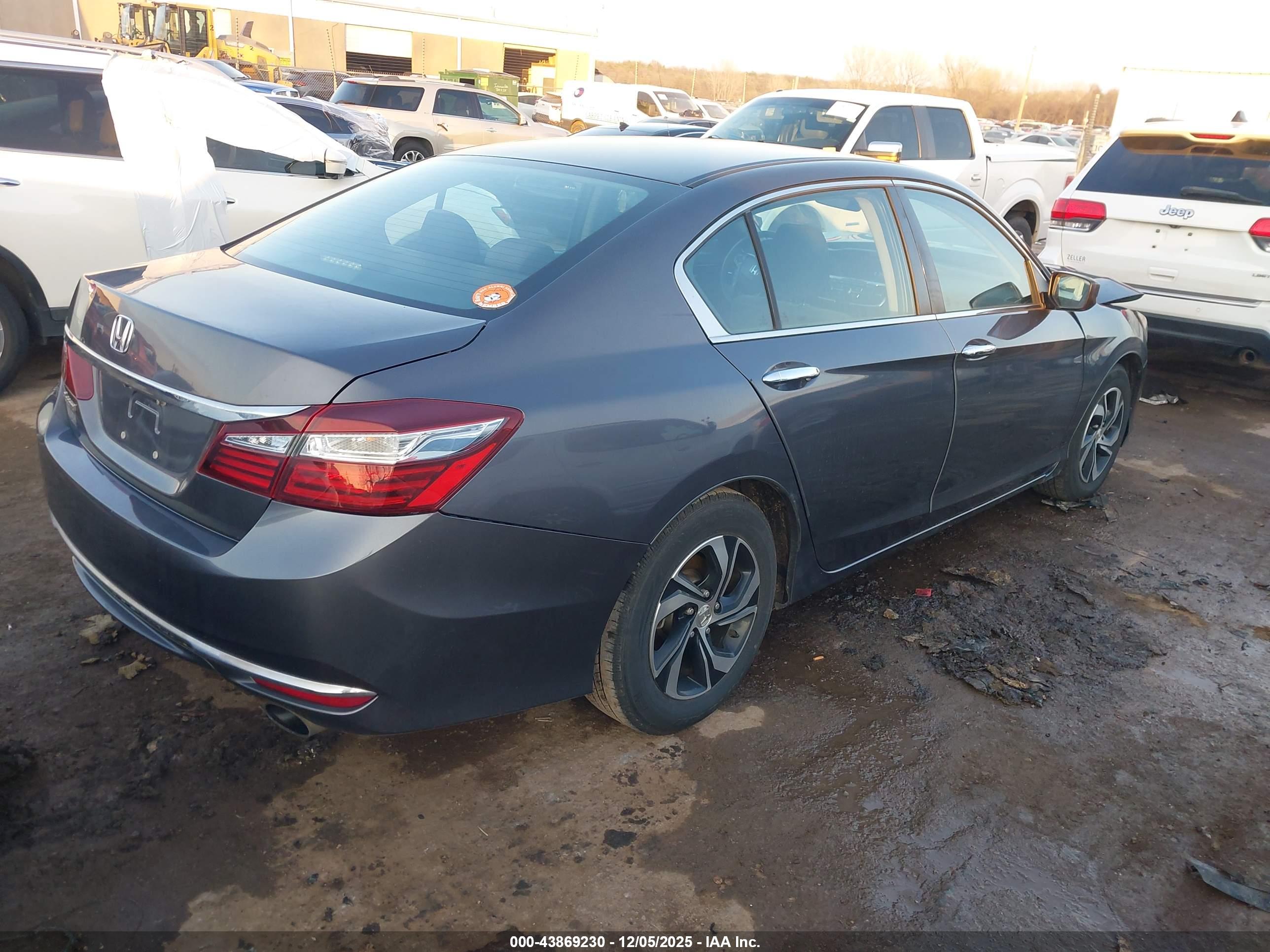 HONDA ACCORD image 4