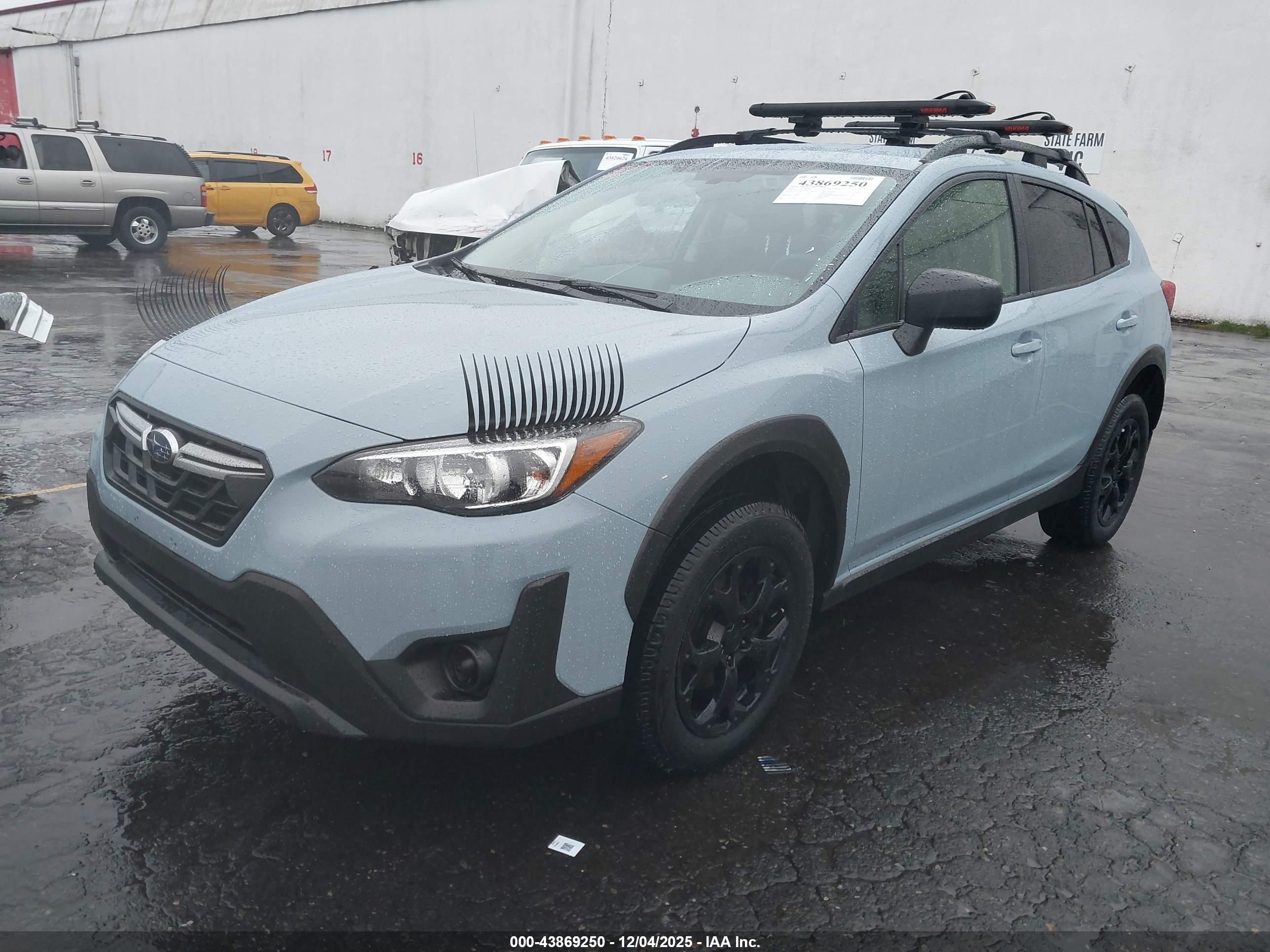 SUBARU CROSSTREK image 2
