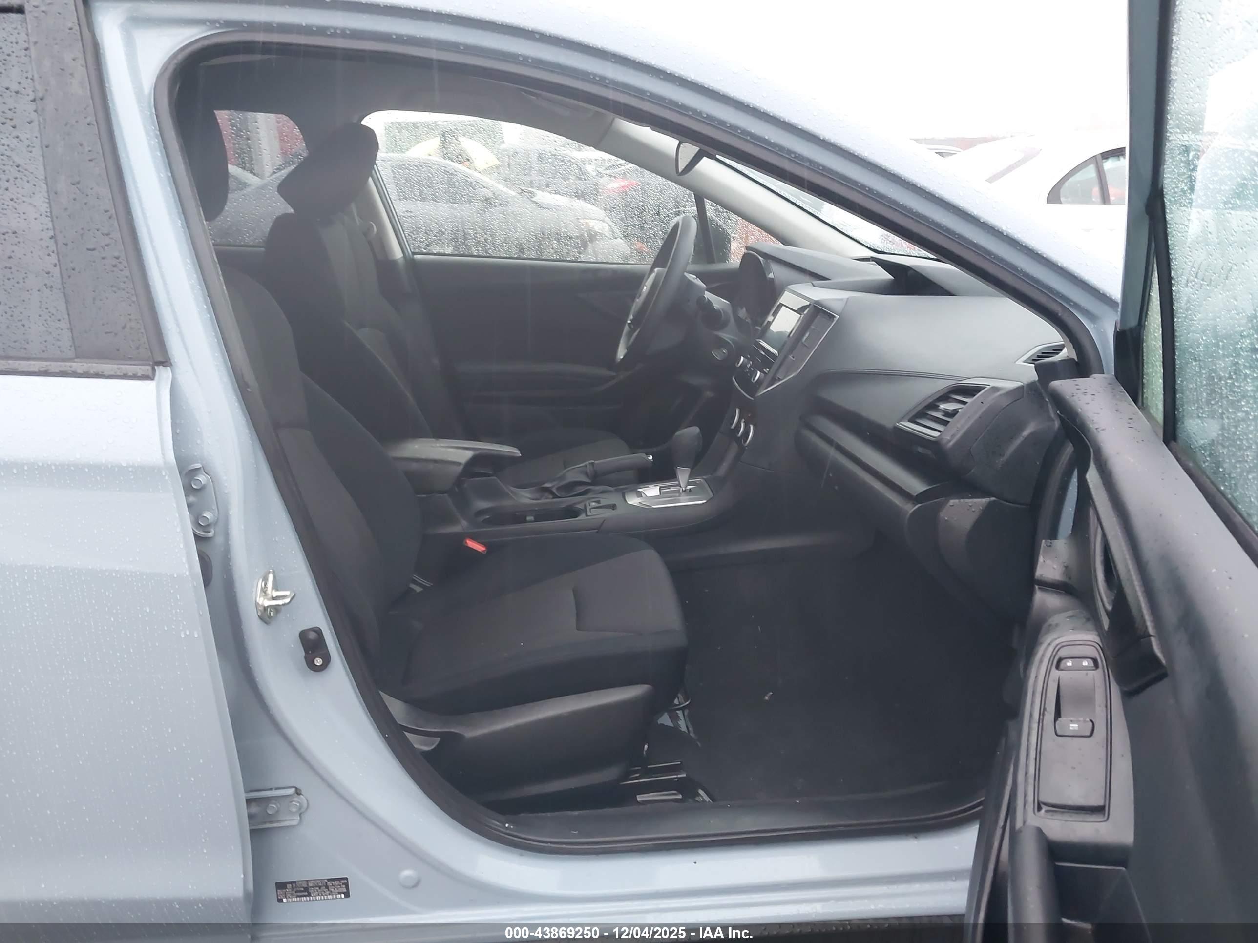 SUBARU CROSSTREK image 5