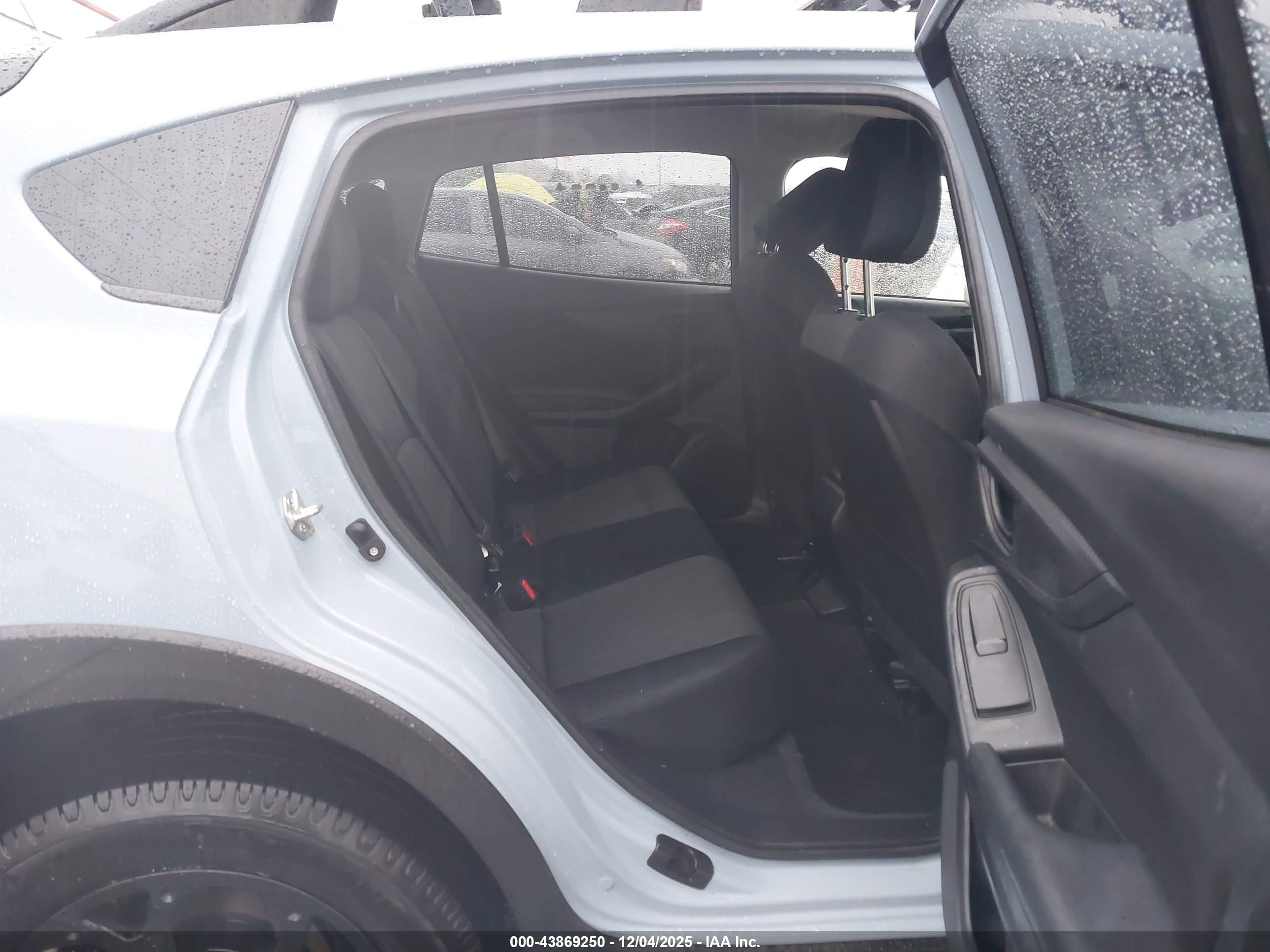 SUBARU CROSSTREK image 8