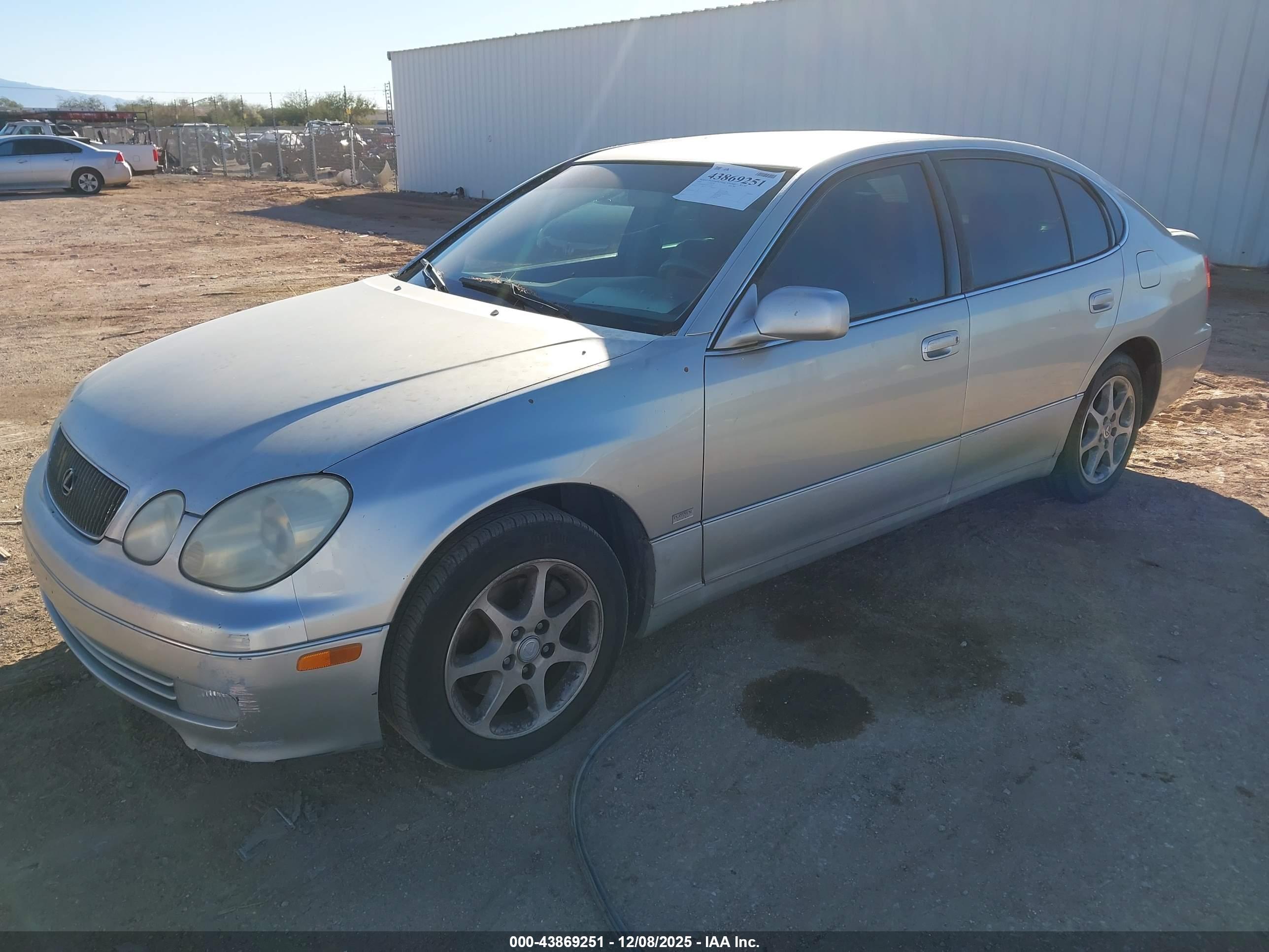 LEXUS GS image 2