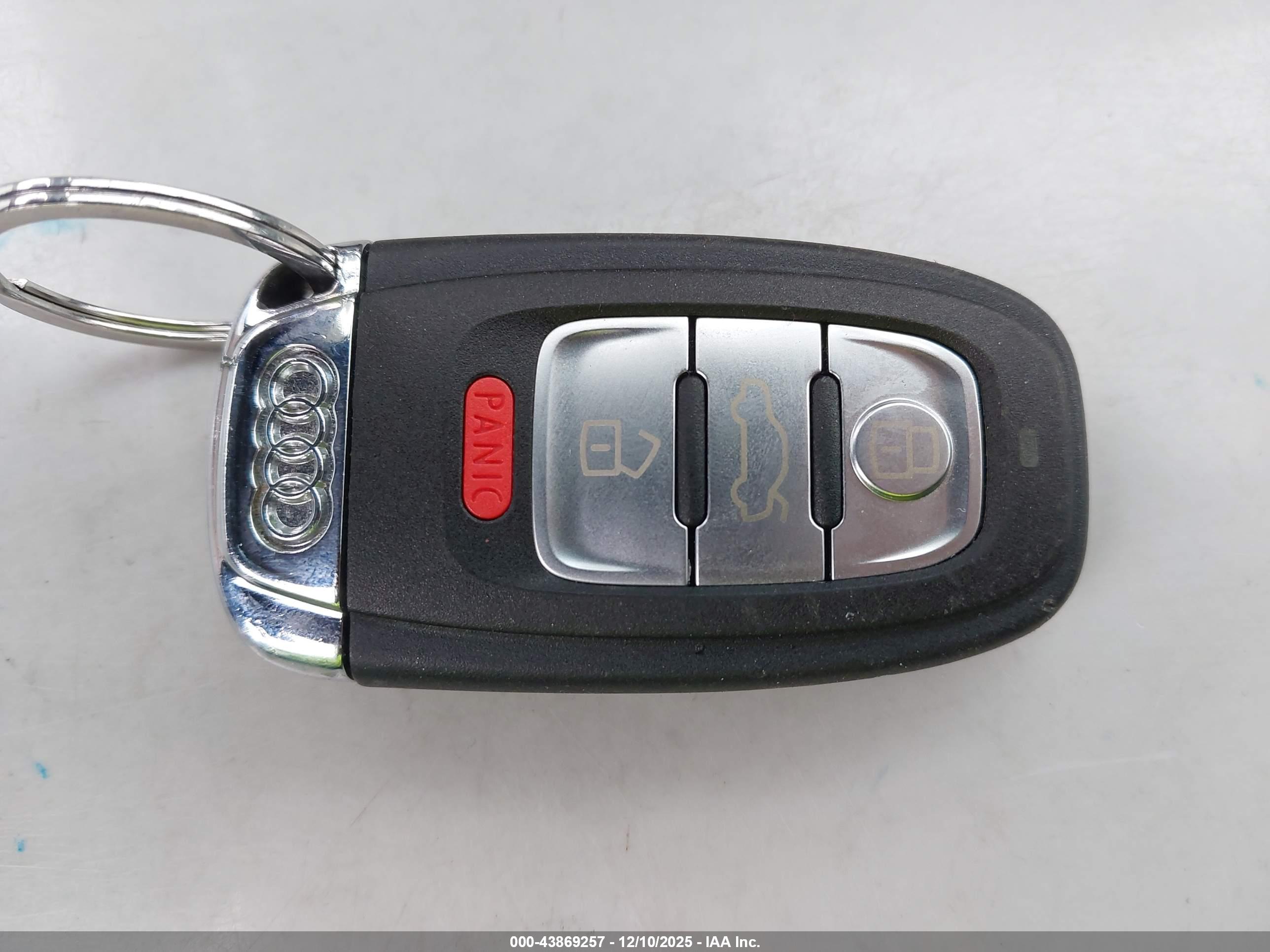 AUDI A4 image 11