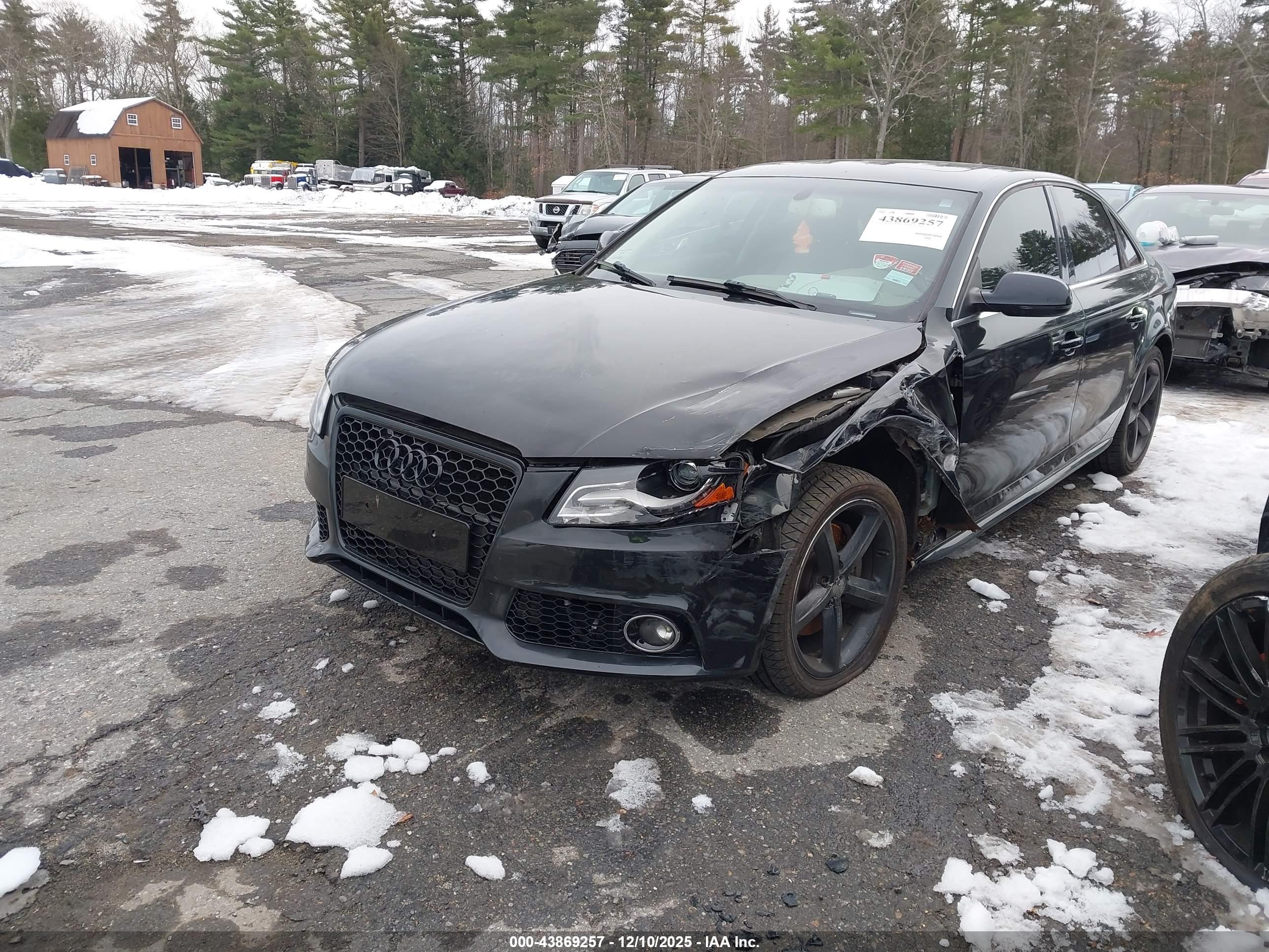 AUDI A4 image 2