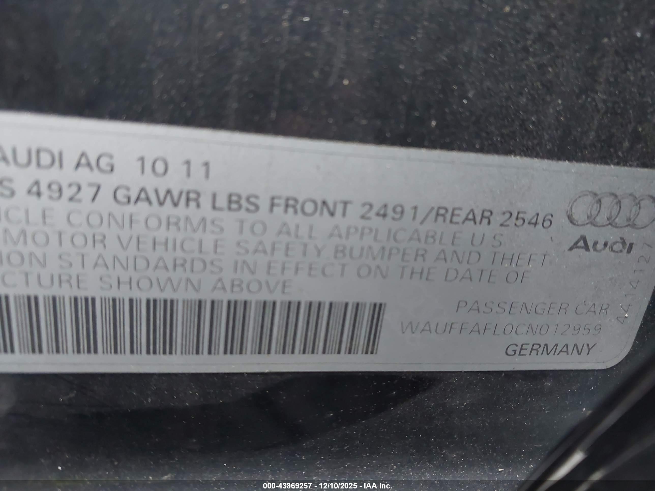 AUDI A4 image 9