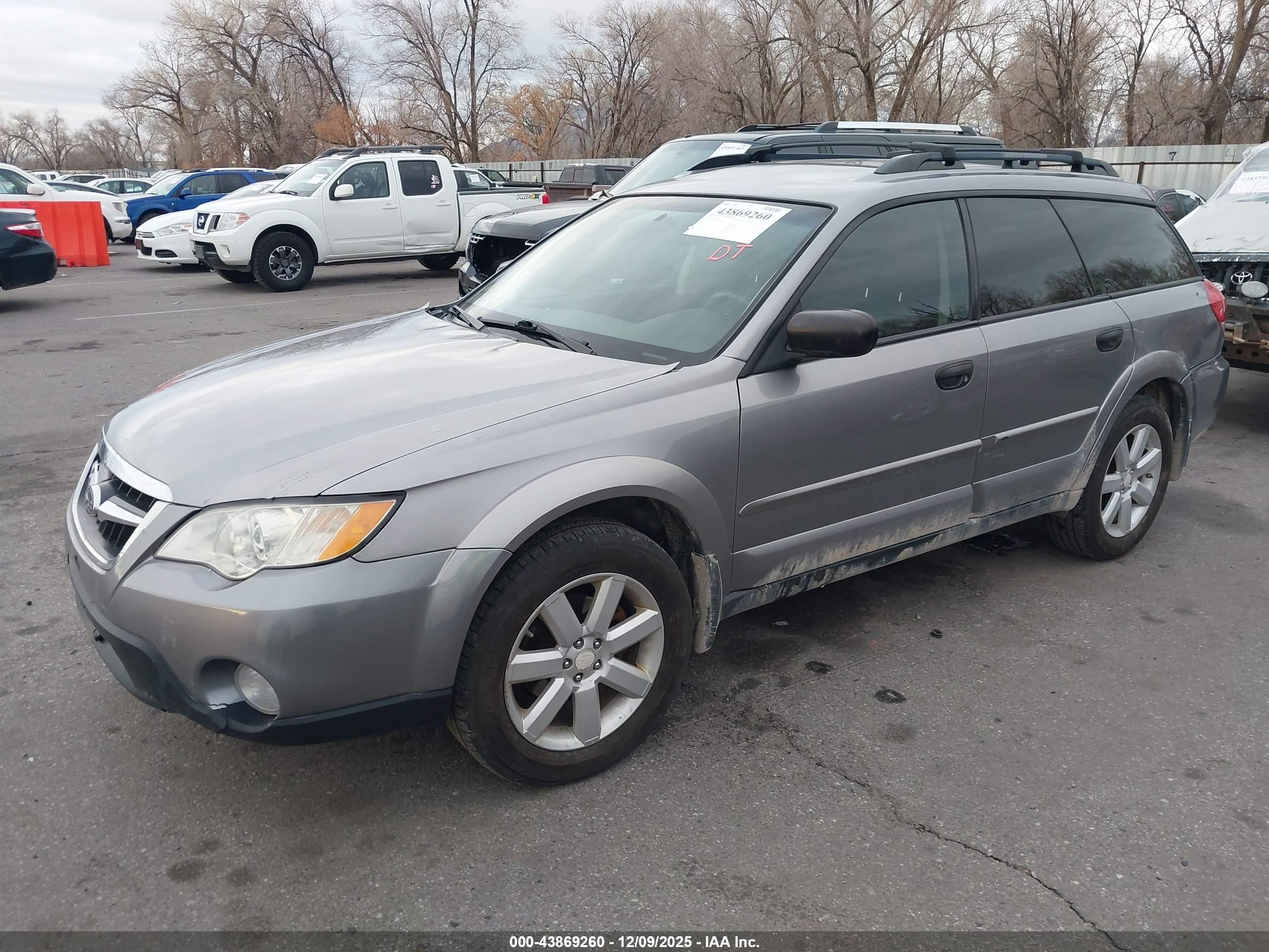 SUBARU OUTBACK image 2