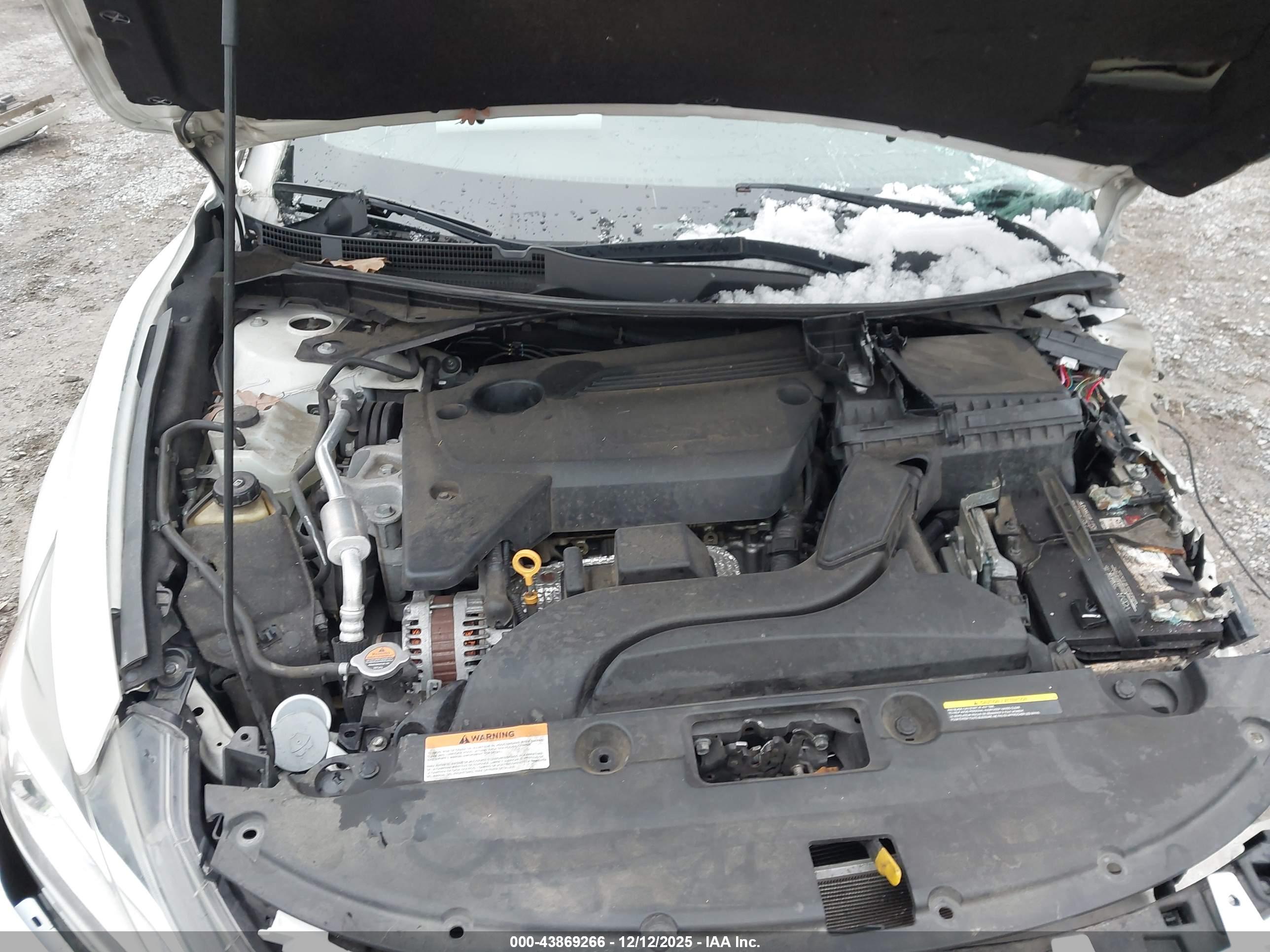 NISSAN ALTIMA image 10