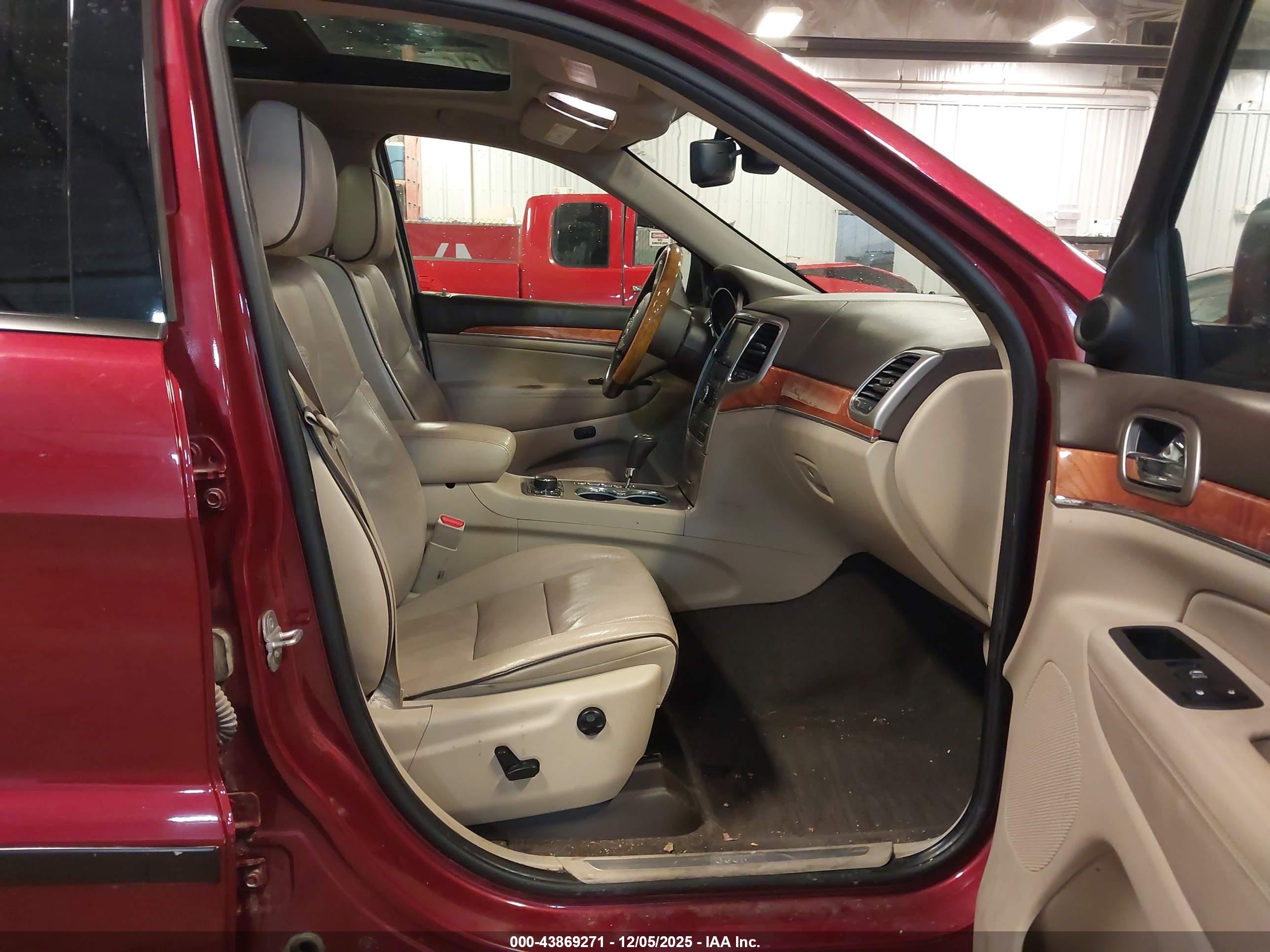 JEEP GRAND image 5