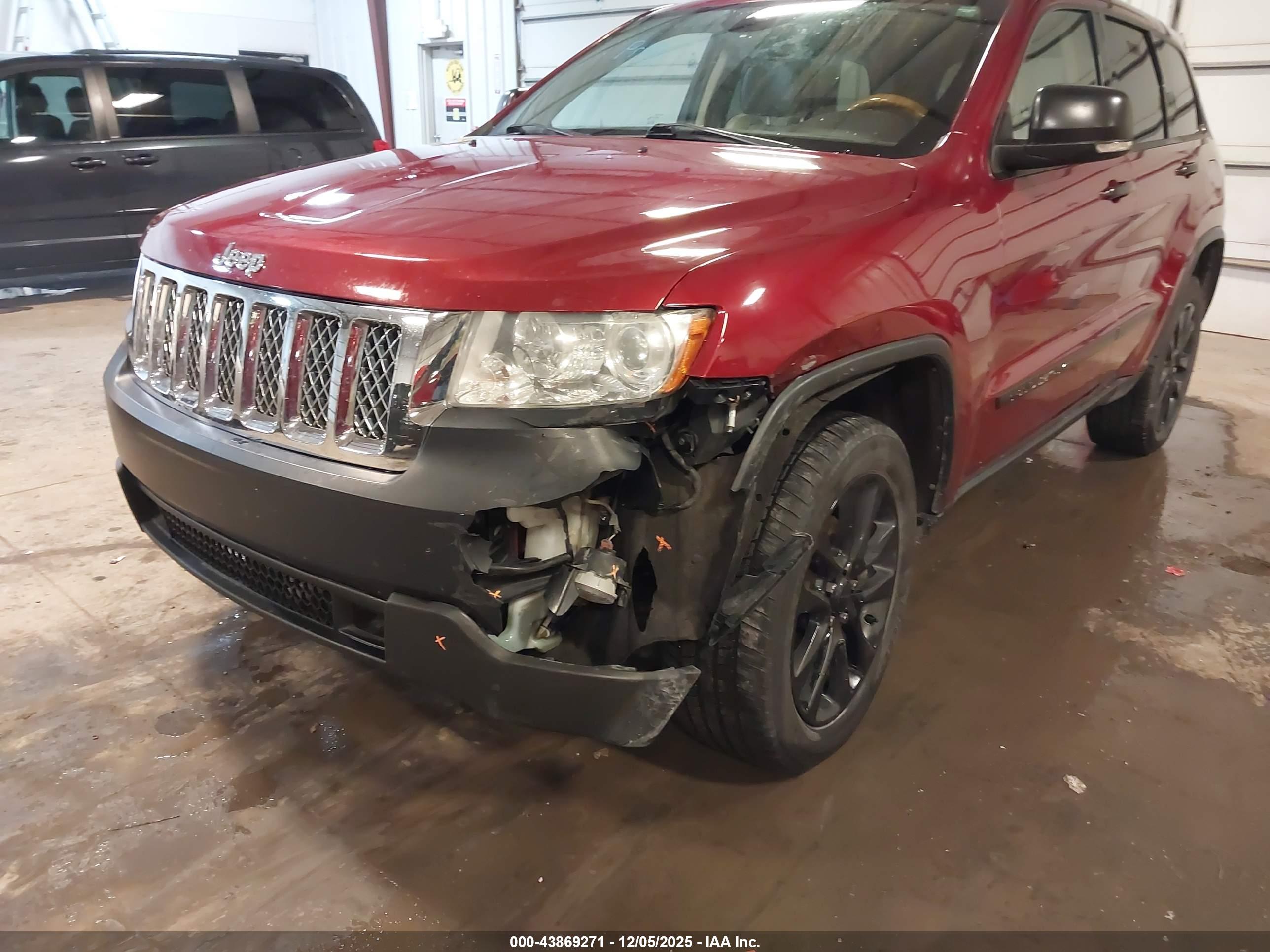 JEEP GRAND image 6