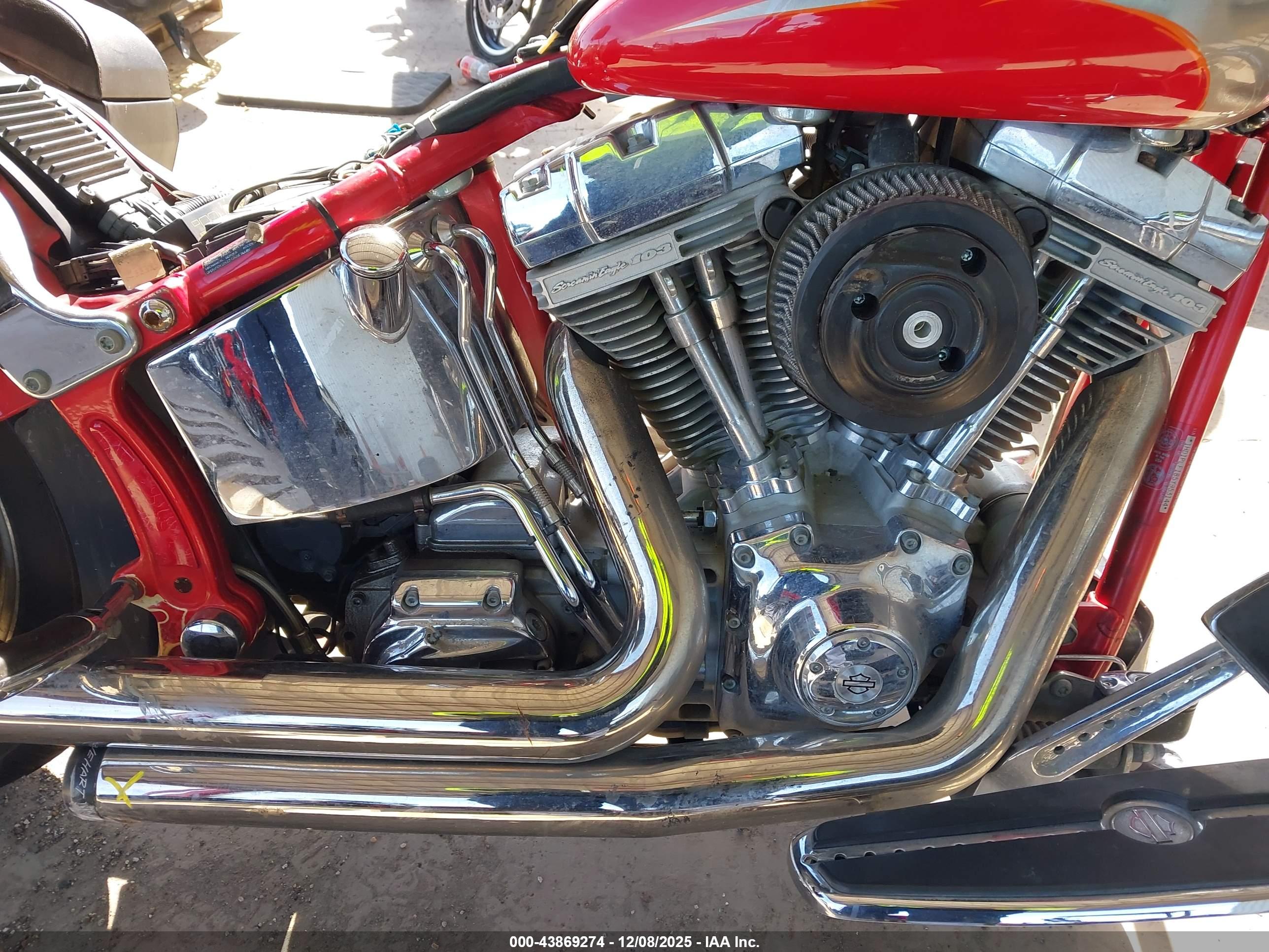 HARLEY-DAVIDSON FLSTFSE image 8