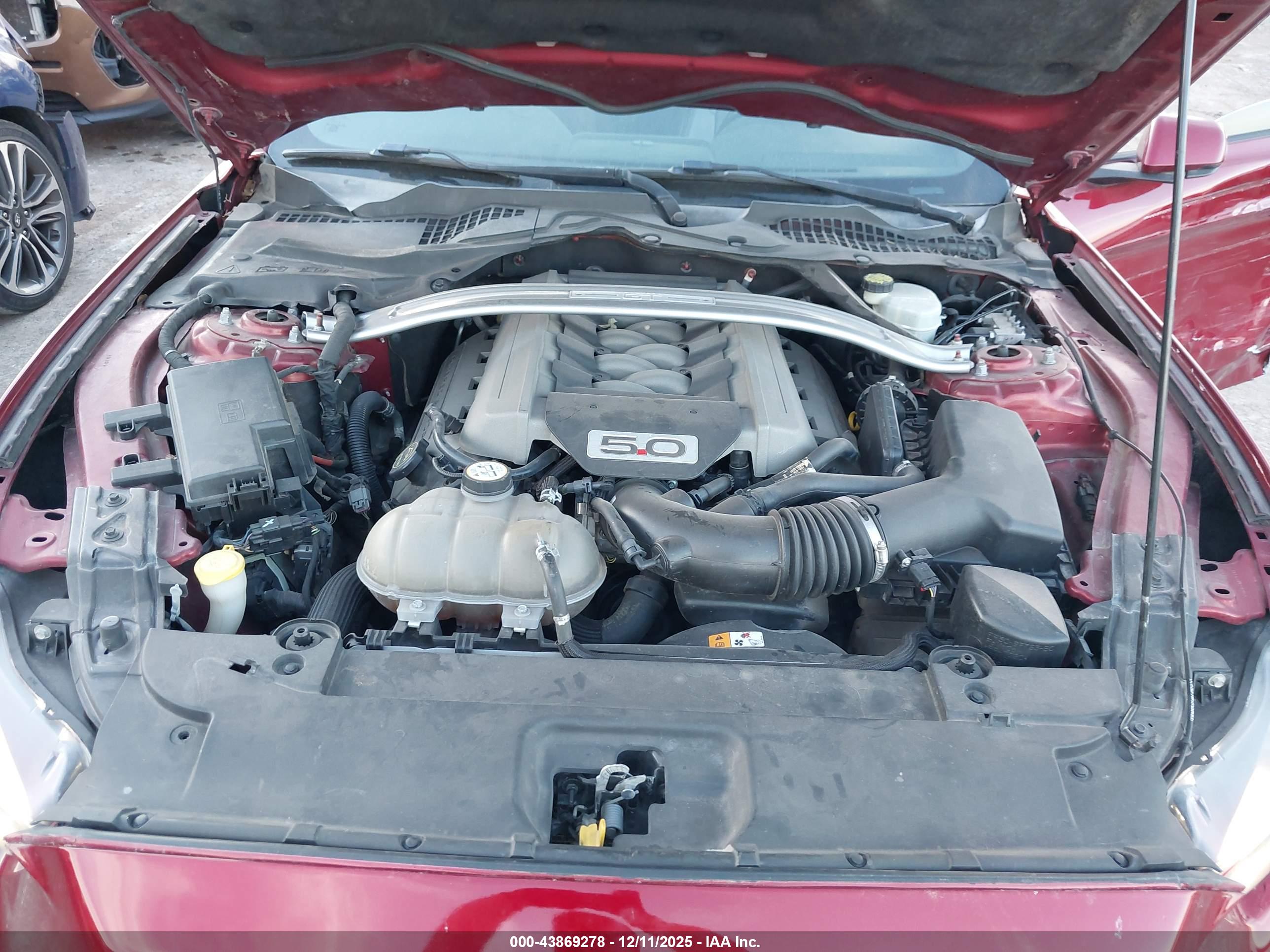 FORD MUSTANG image 10