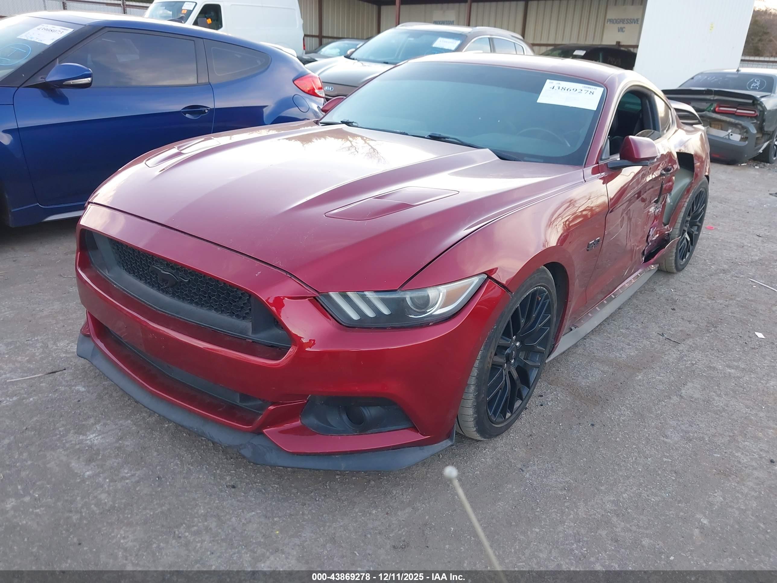FORD MUSTANG image 2