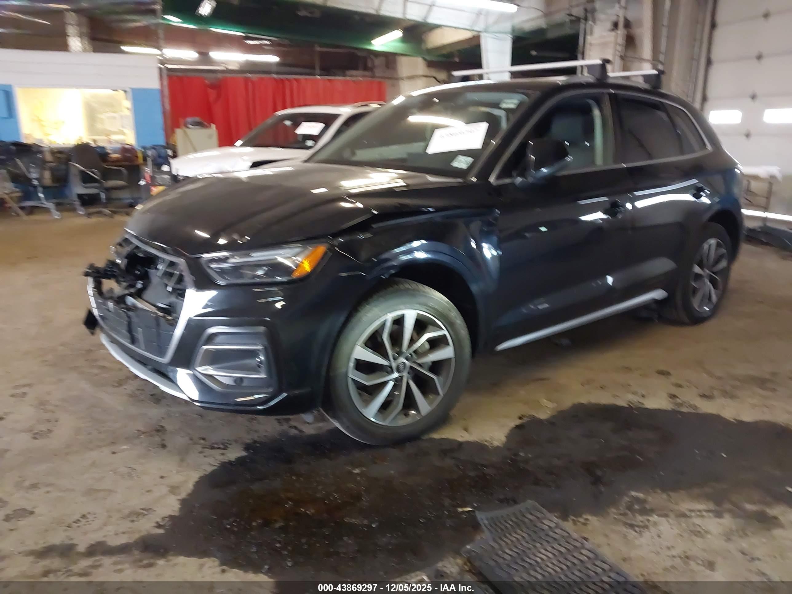 AUDI Q5 image 2