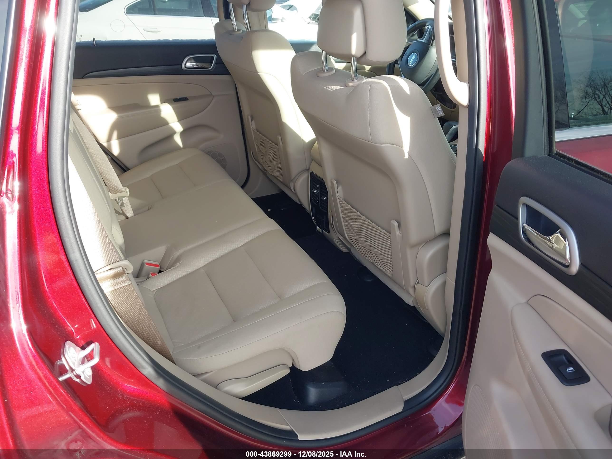JEEP GRAND image 8