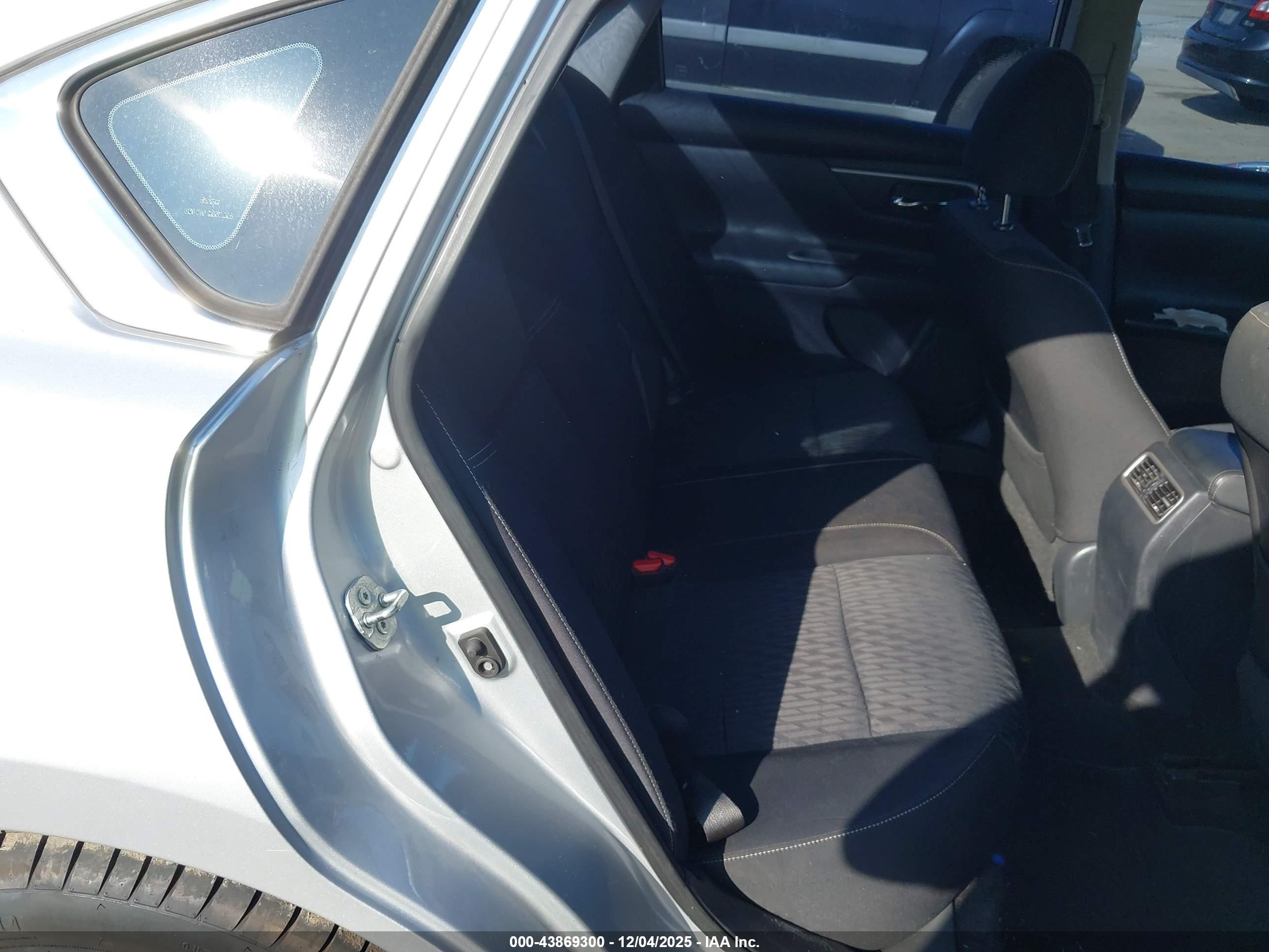 NISSAN ALTIMA image 8