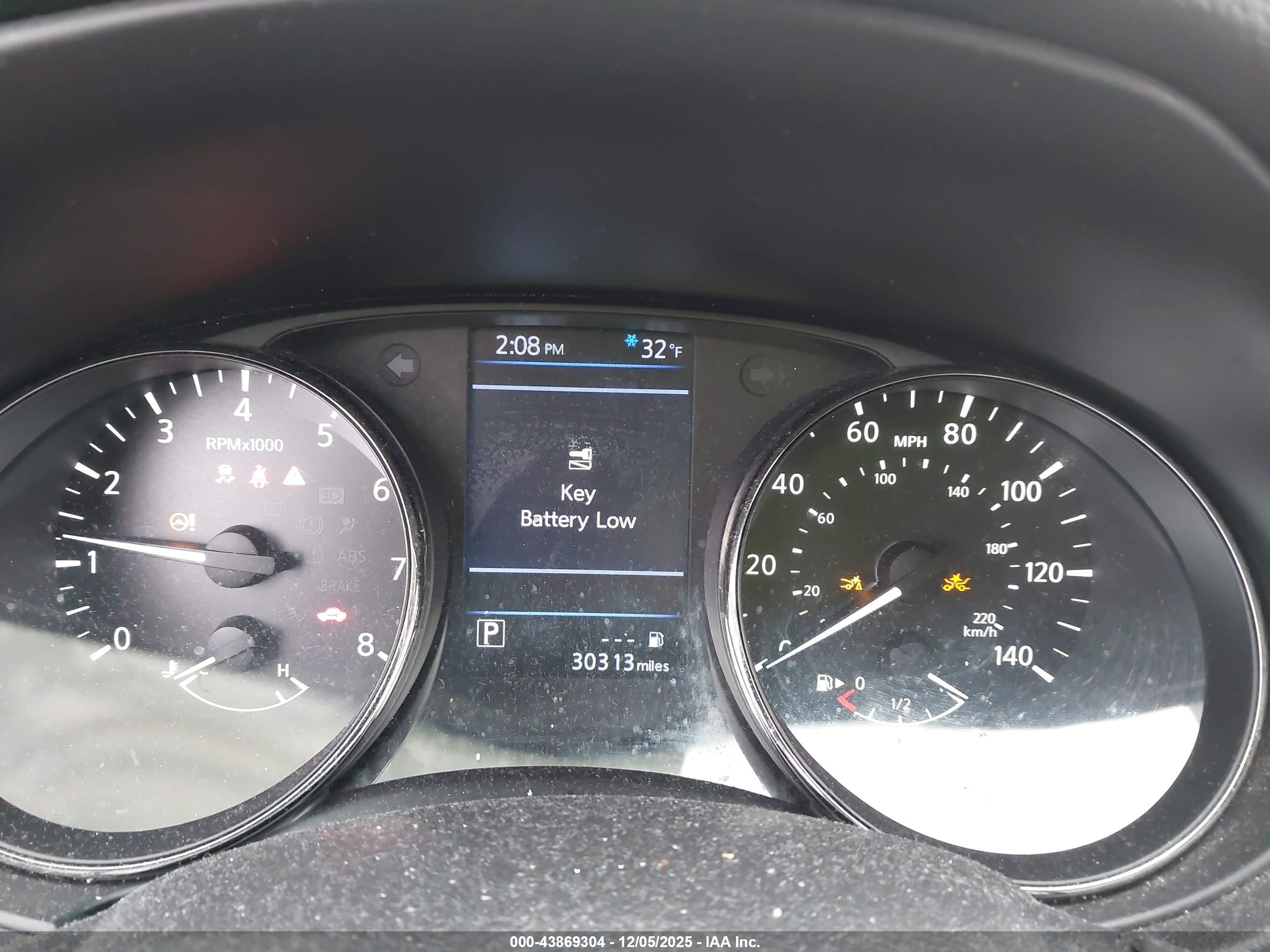 NISSAN ROGUE image 7