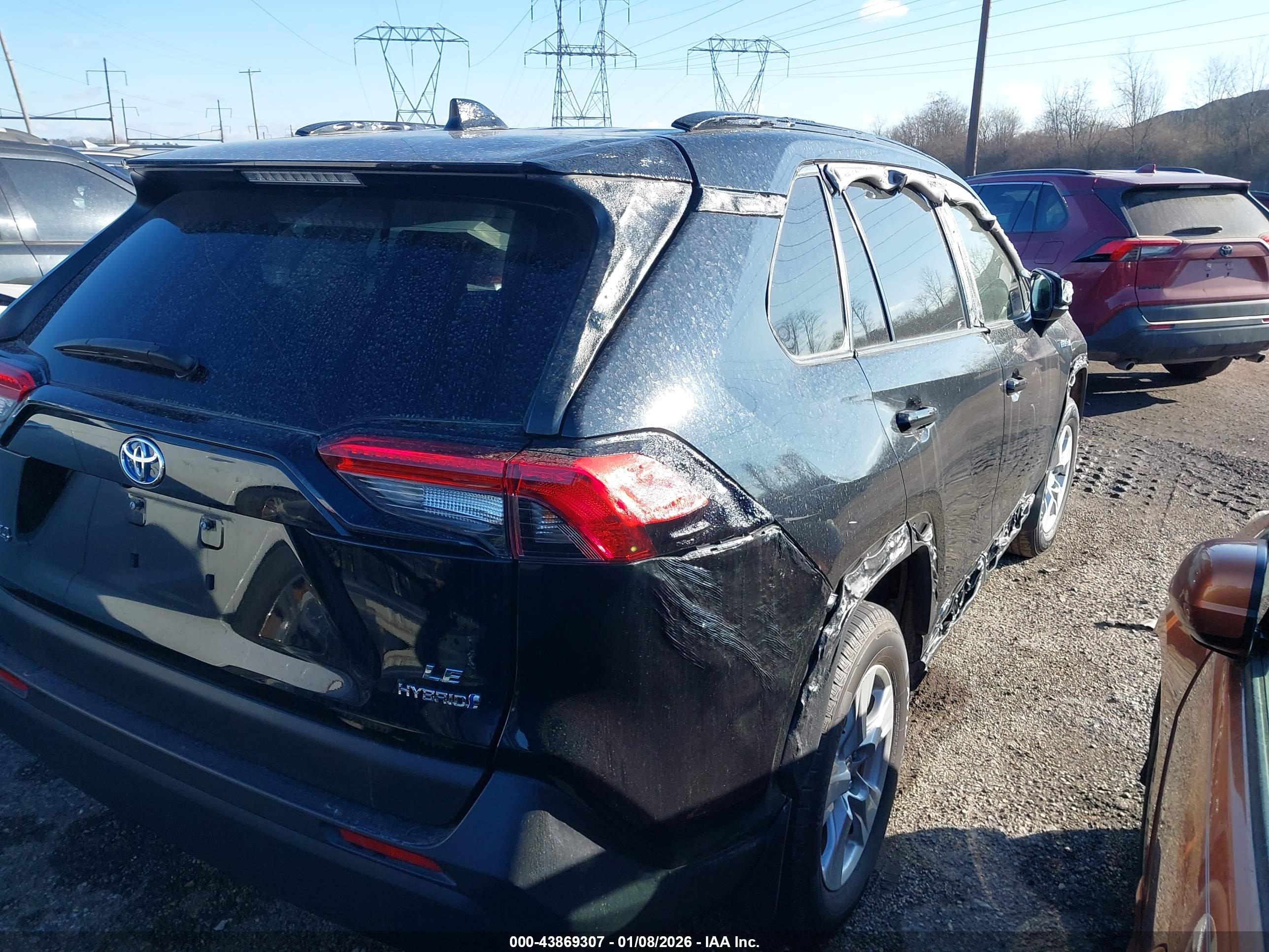 TOYOTA RAV4 image 4