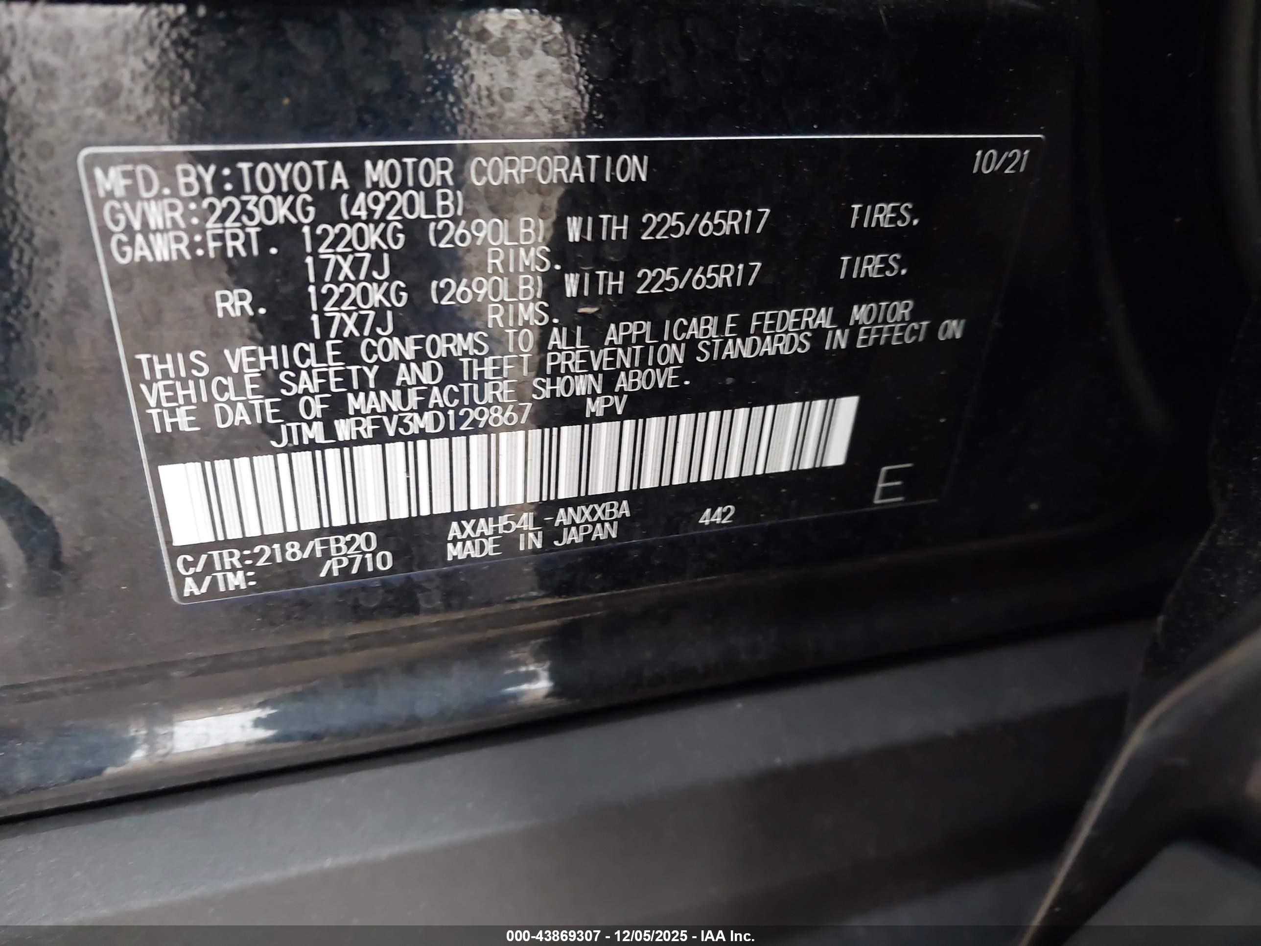 TOYOTA RAV4 image 9