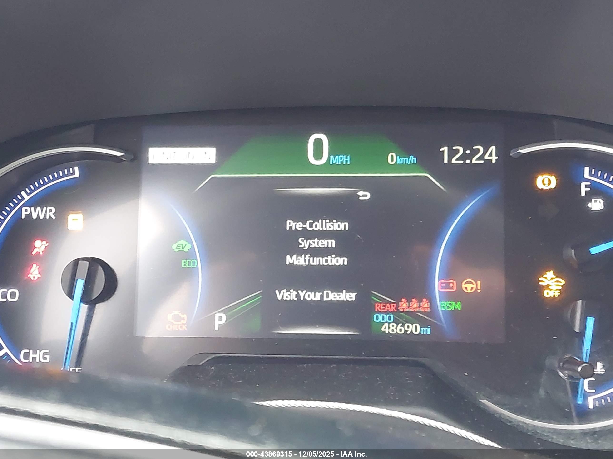 TOYOTA RAV4 image 7
